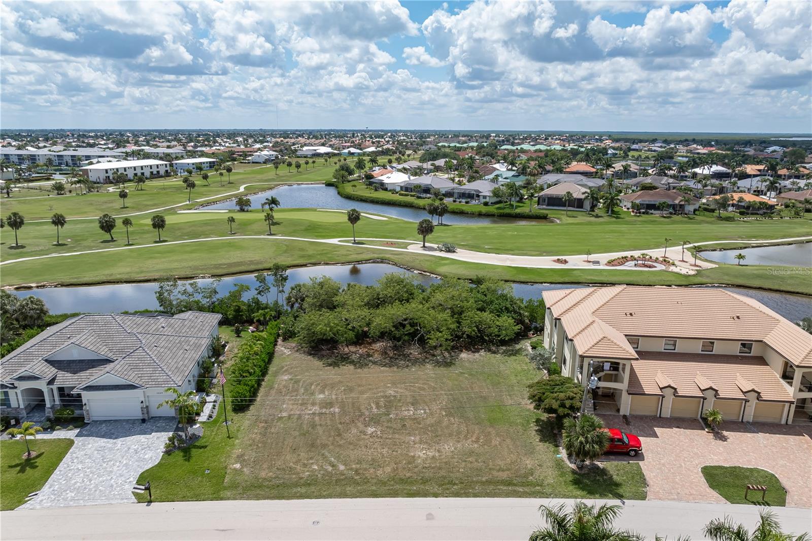 2053 PADRE ISLAND DR, PUNTA GORDA, FL, 33950