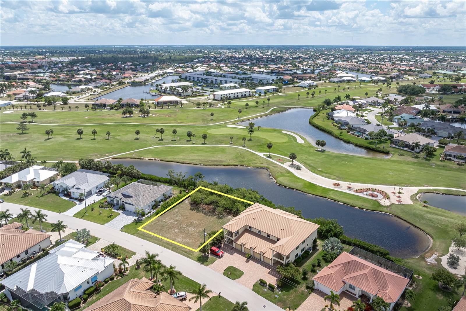 2053 PADRE ISLAND DR, PUNTA GORDA, FL, 33950