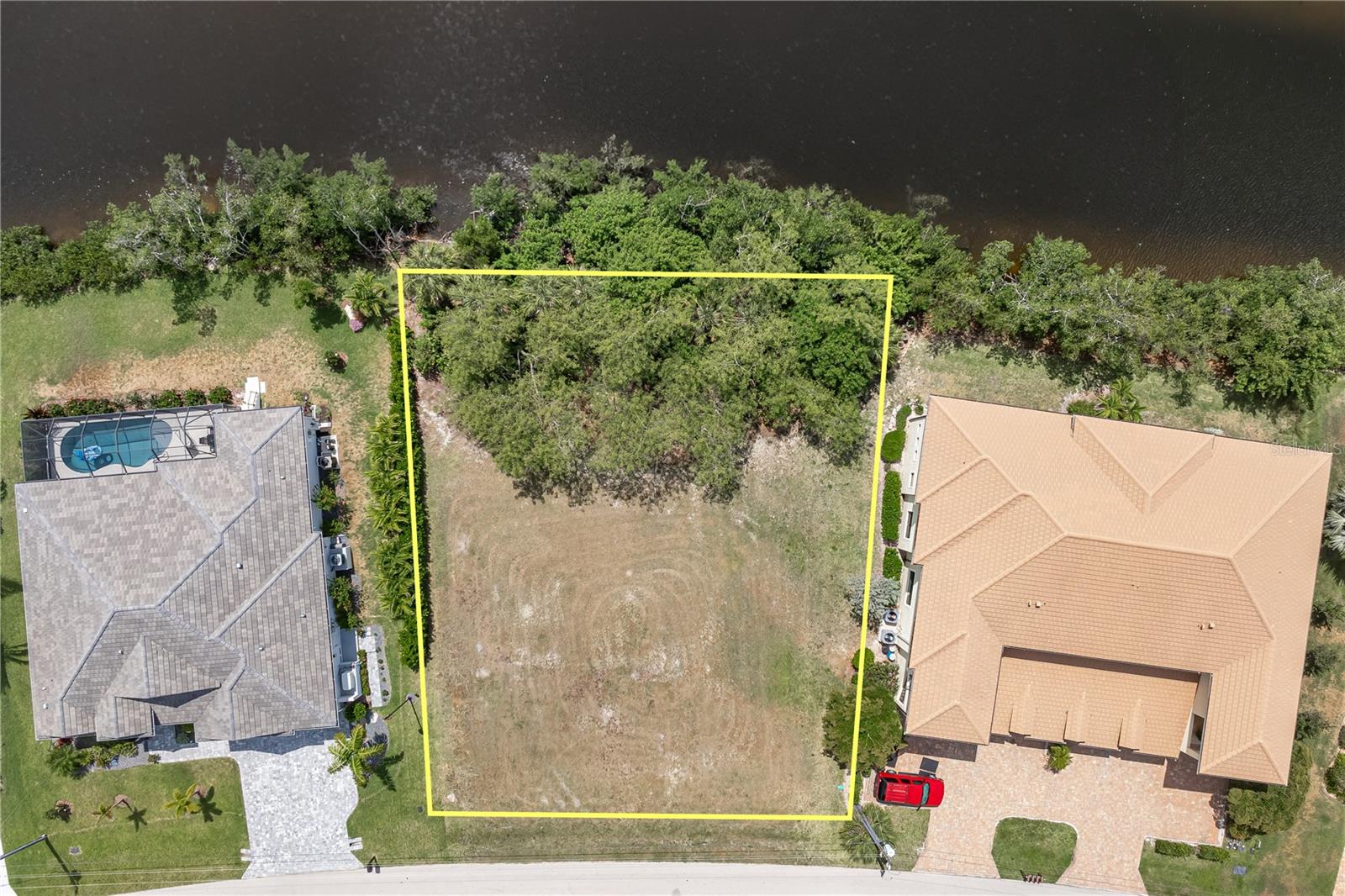 2053 PADRE ISLAND DR, PUNTA GORDA, FL, 33950