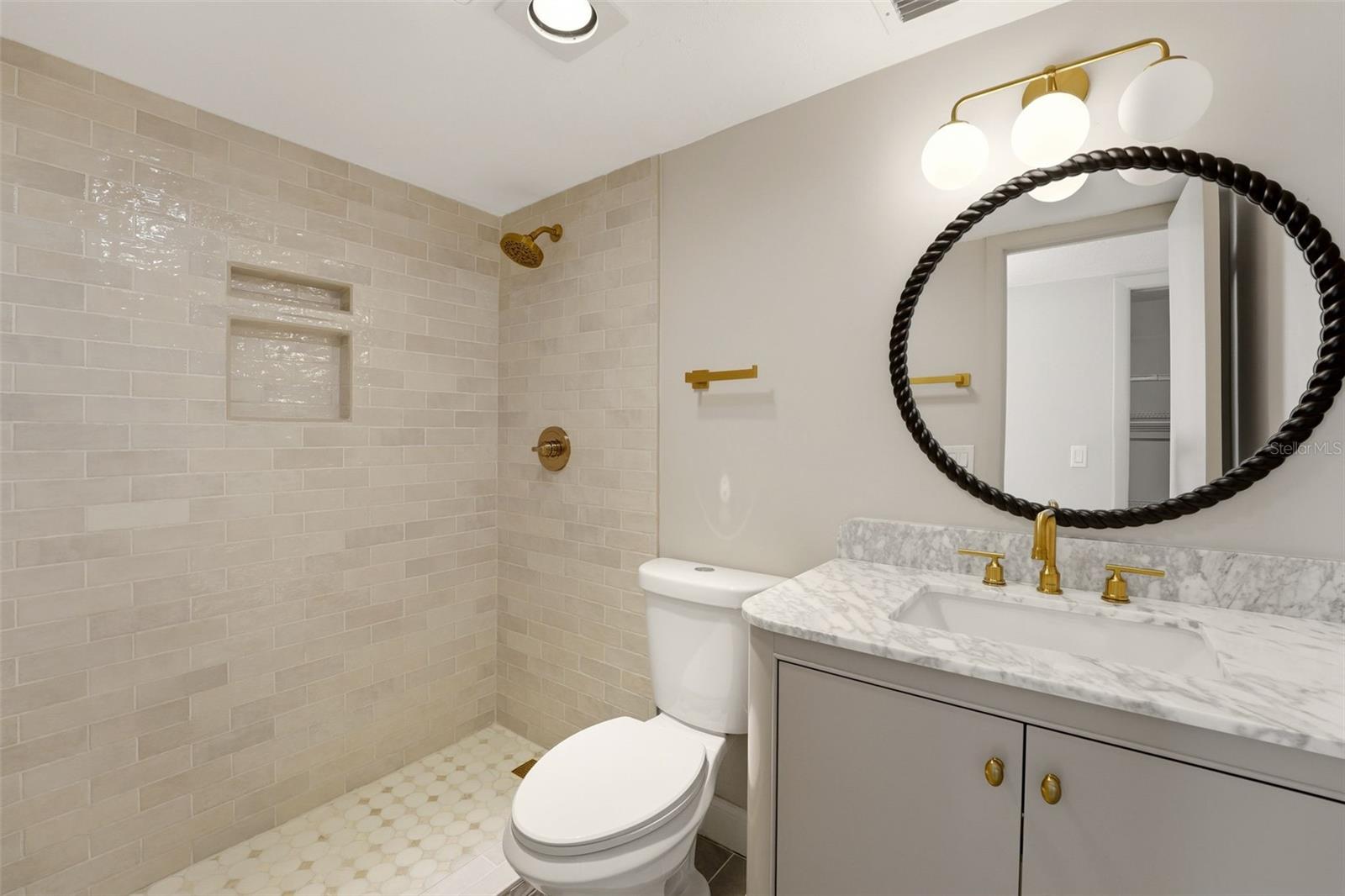 9150 BLIND PASS RD #206, SARASOTA, FL, 34242