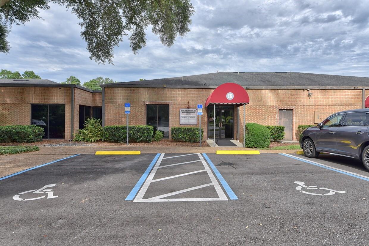 1805 SE LAKE WEIR AVE #3, OCALA, FL, 34471