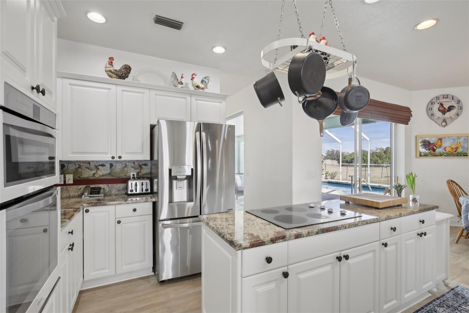 803 BEL AIR STAR PKWY, SARASOTA, FL, 34240