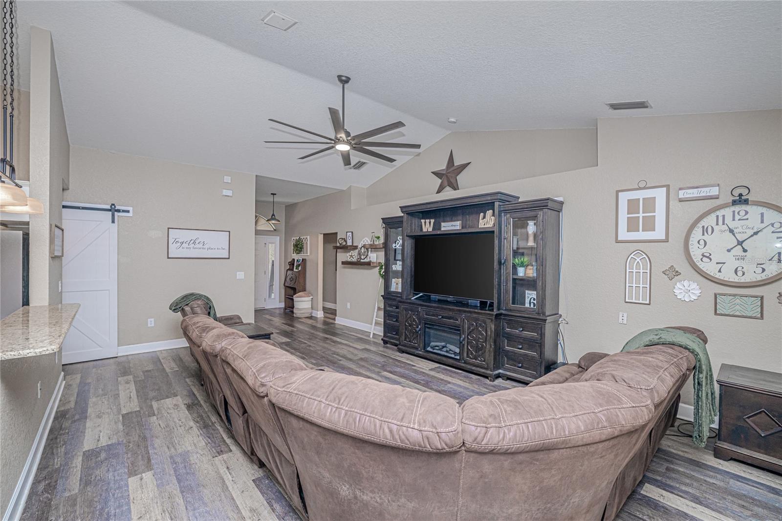 1091 COMFORT LN, NORTH PORT, FL, 34288