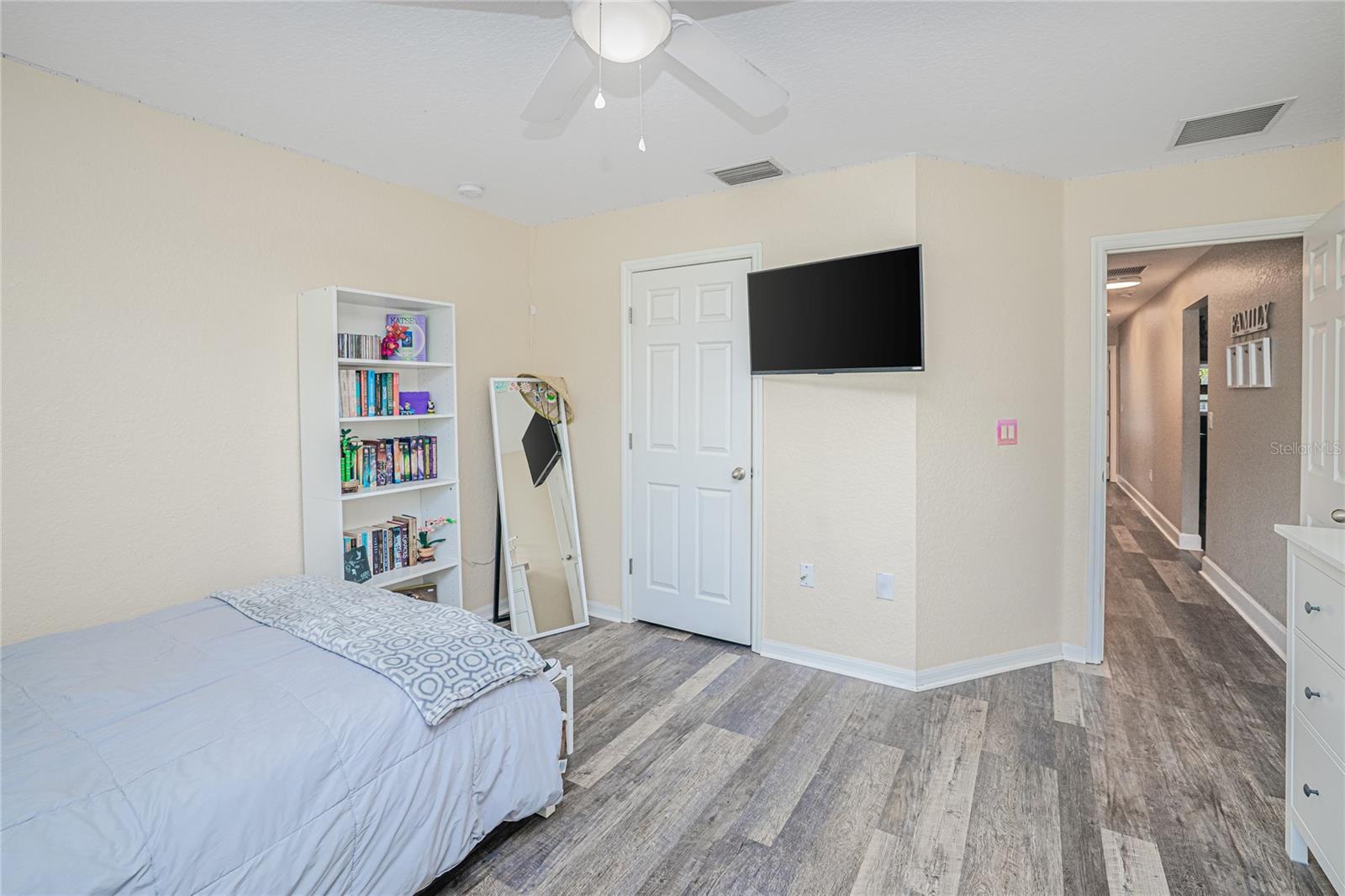 1091 COMFORT LN, NORTH PORT, FL, 34288