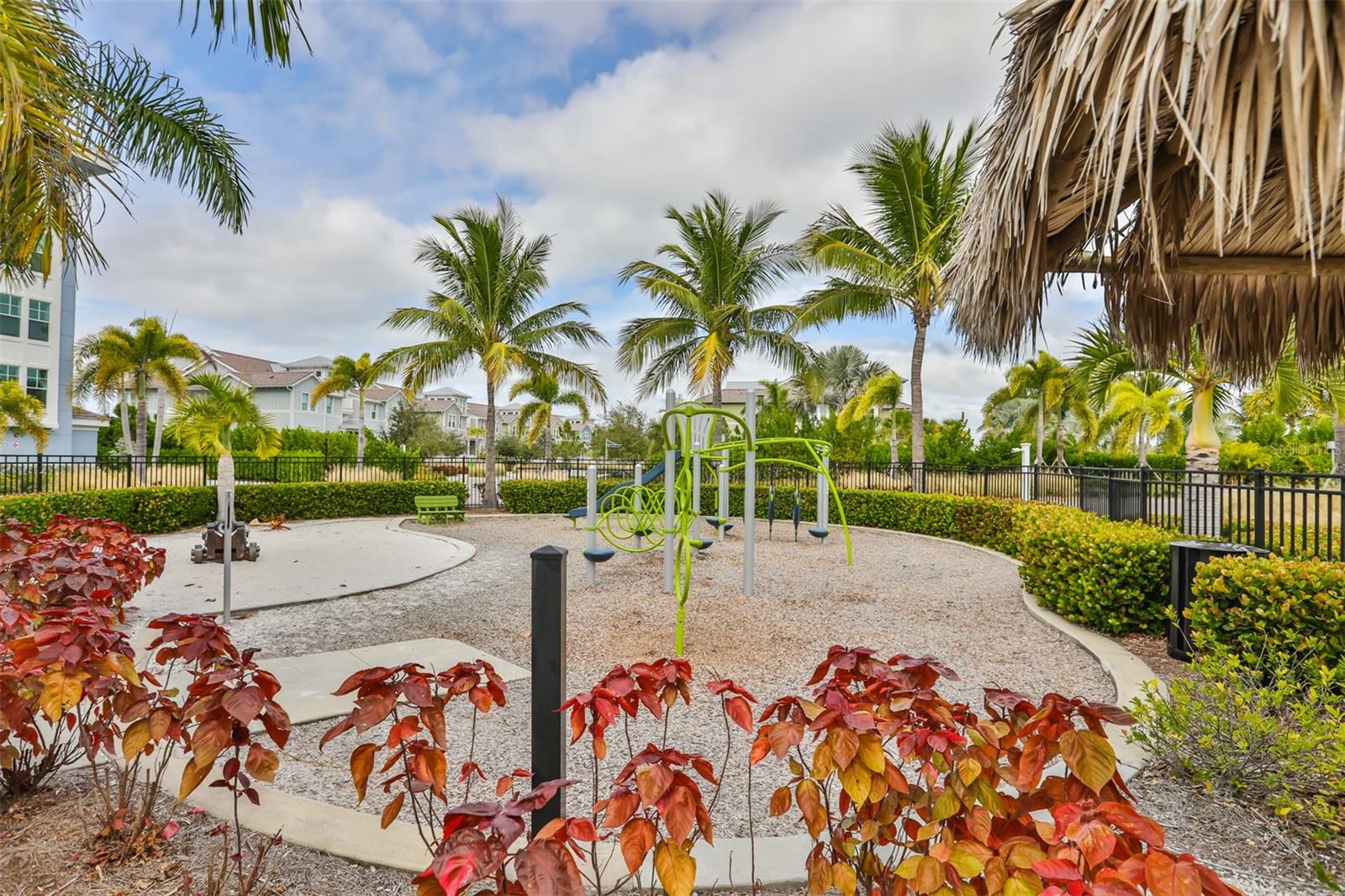 340 SAPPHIRE LAKE DR #201, BRADENTON, FL, 34209