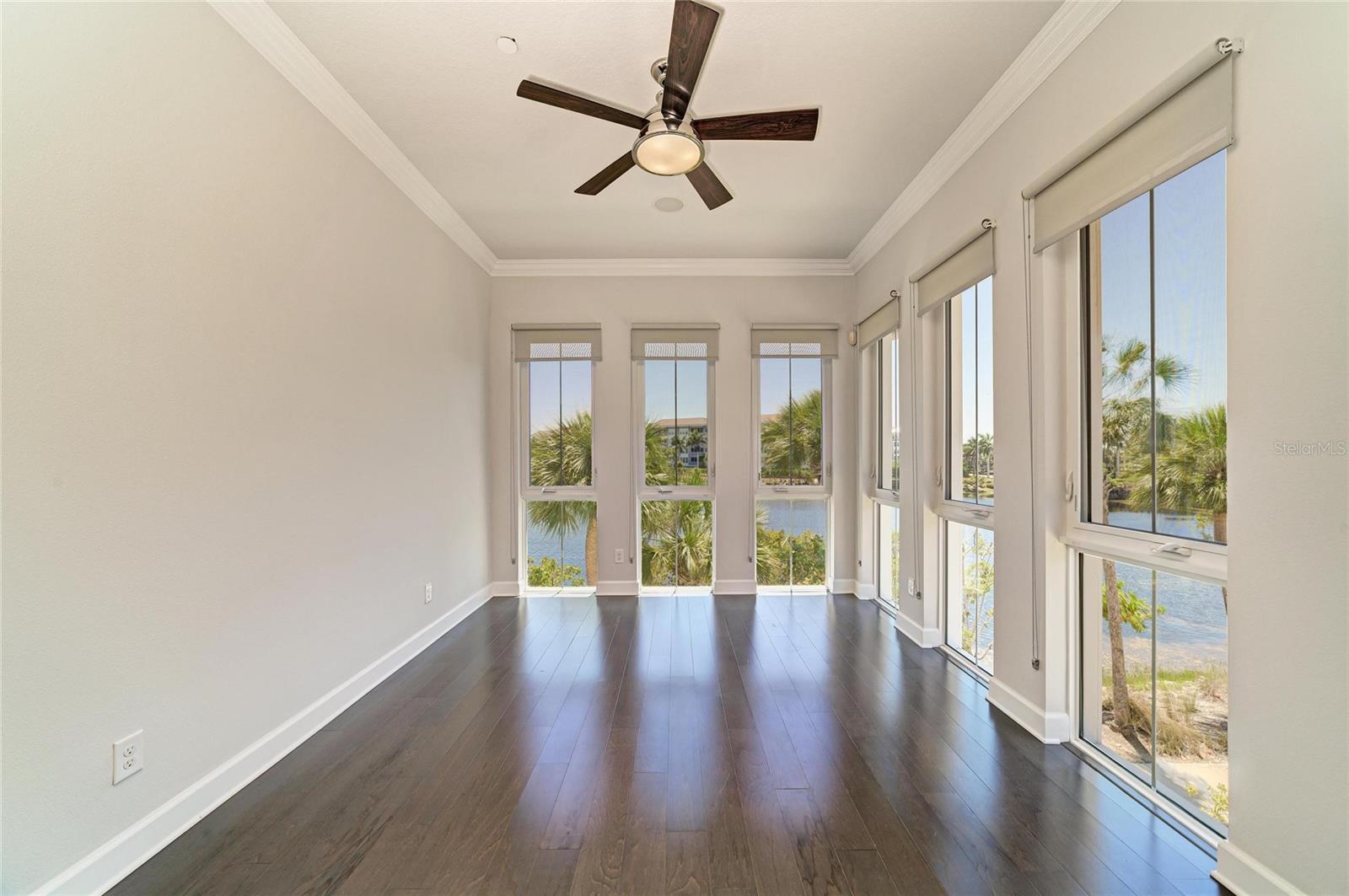 340 SAPPHIRE LAKE DR #201, BRADENTON, FL, 34209