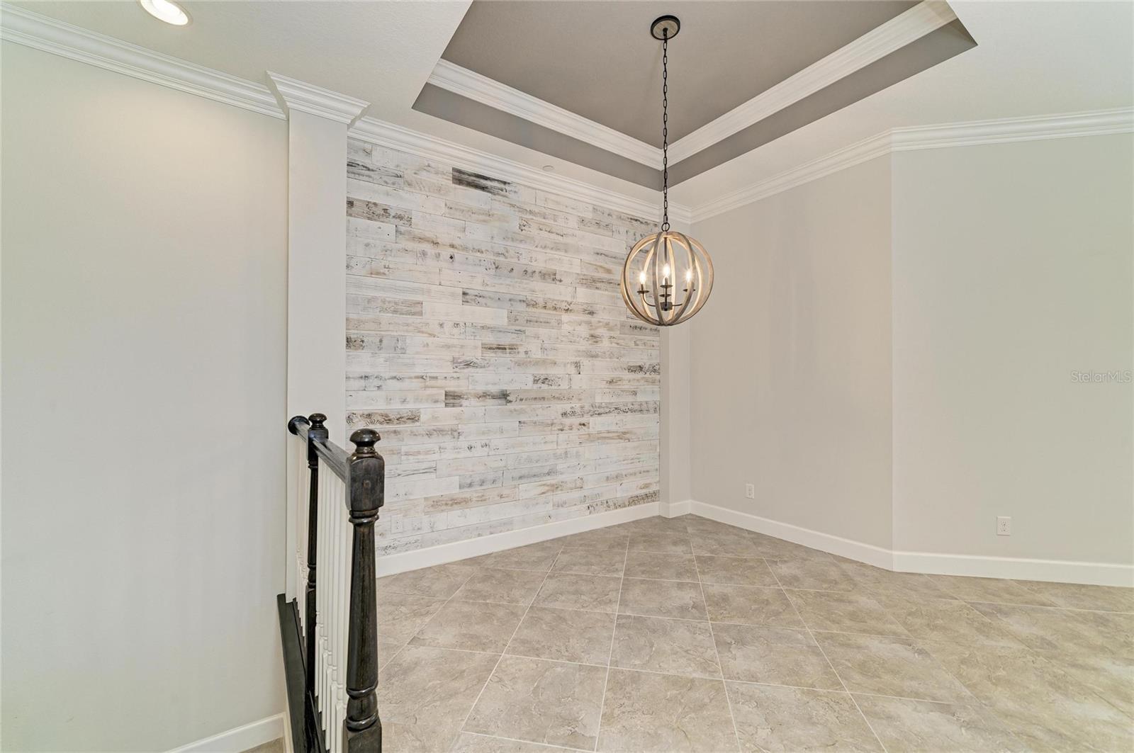 340 SAPPHIRE LAKE DR #201, BRADENTON, FL, 34209