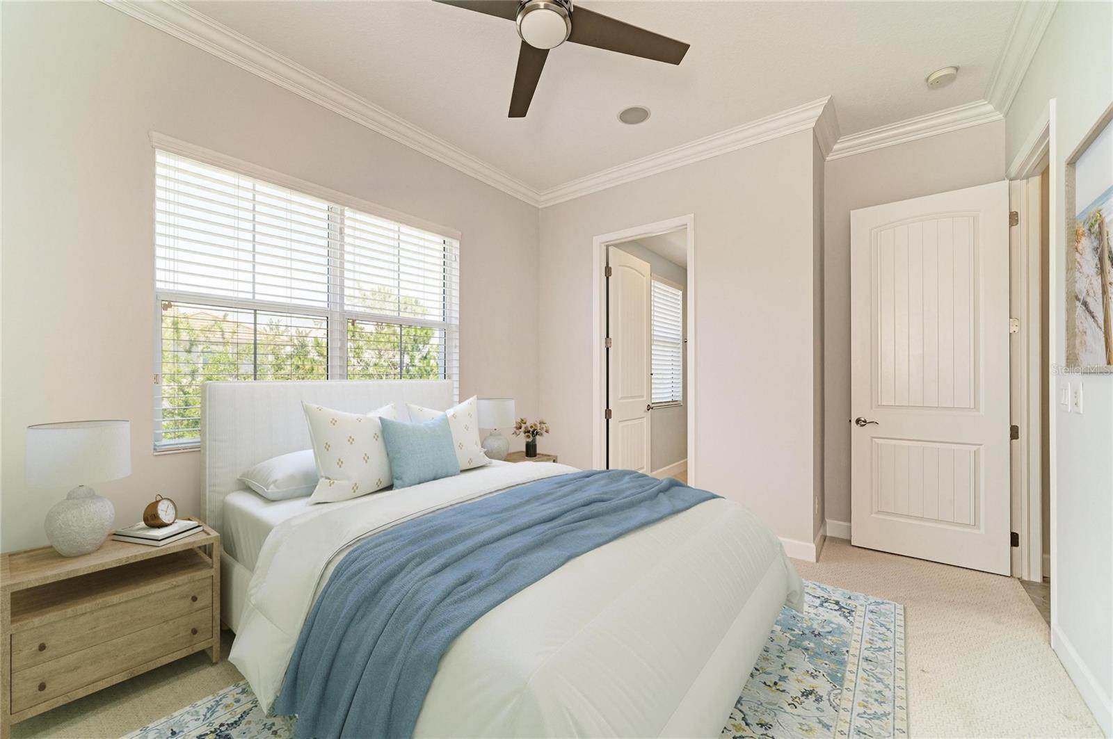 340 SAPPHIRE LAKE DR #201, BRADENTON, FL, 34209