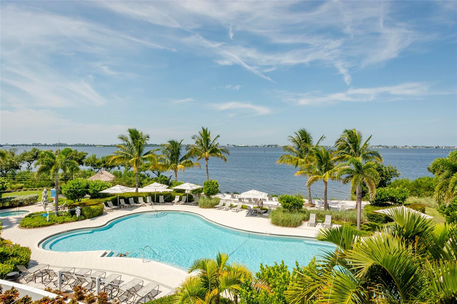340 SAPPHIRE LAKE DR #201, BRADENTON, FL, 34209