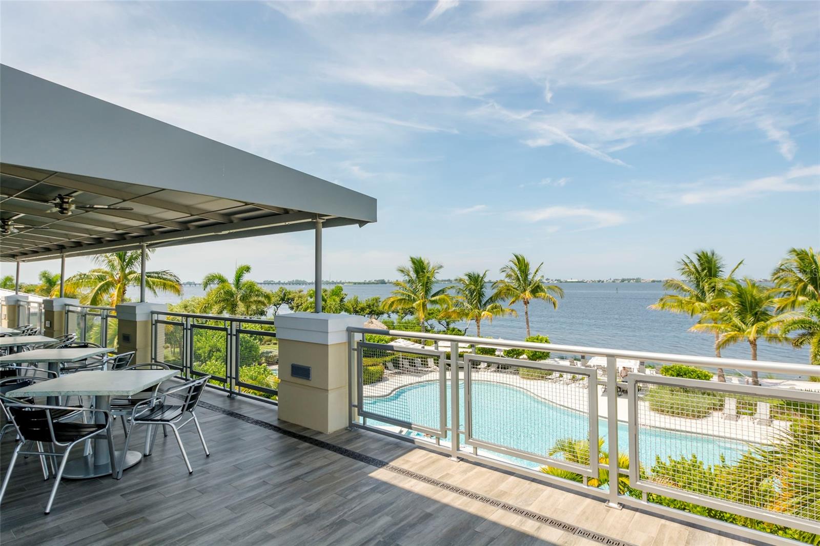 340 SAPPHIRE LAKE DR #201, BRADENTON, FL, 34209