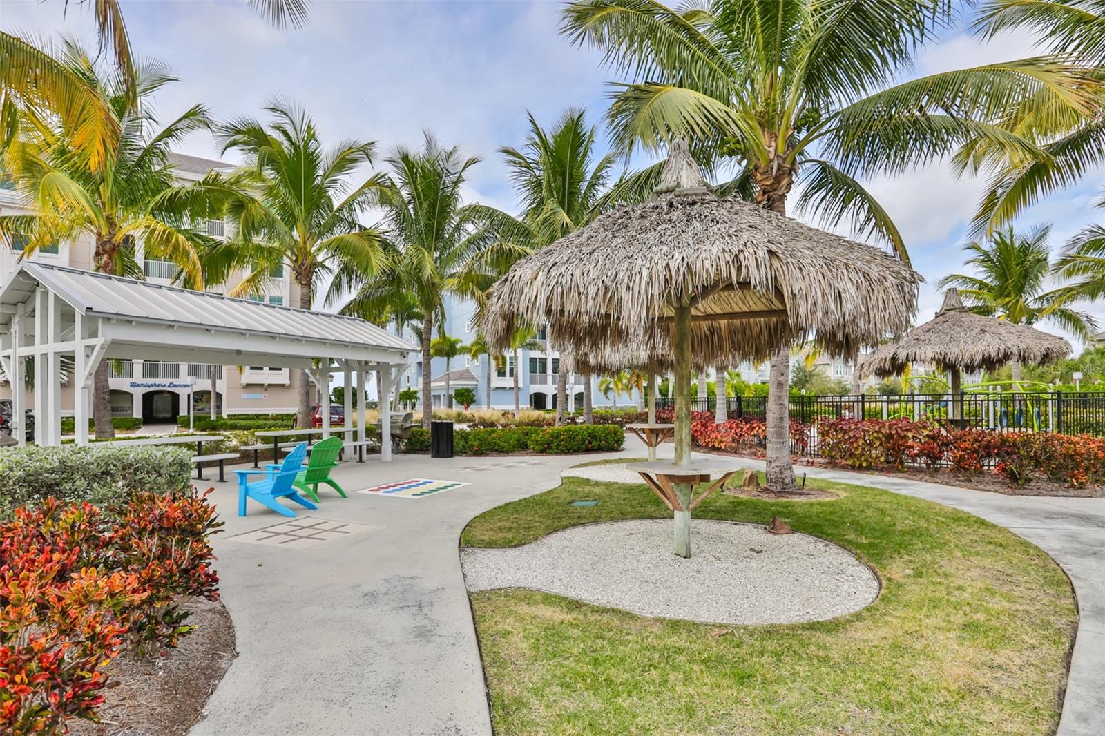 340 SAPPHIRE LAKE DR #201, BRADENTON, FL, 34209
