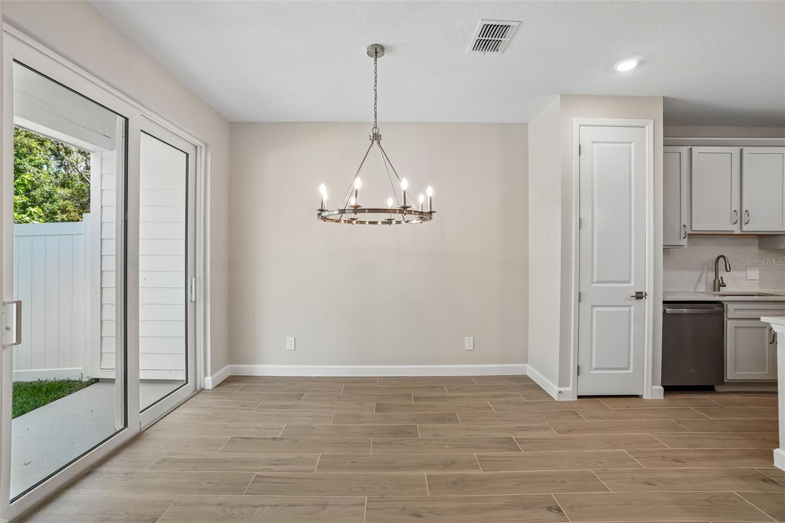 7520 DEER VALLEY CIRCLE, TAMPA, FL, 33635