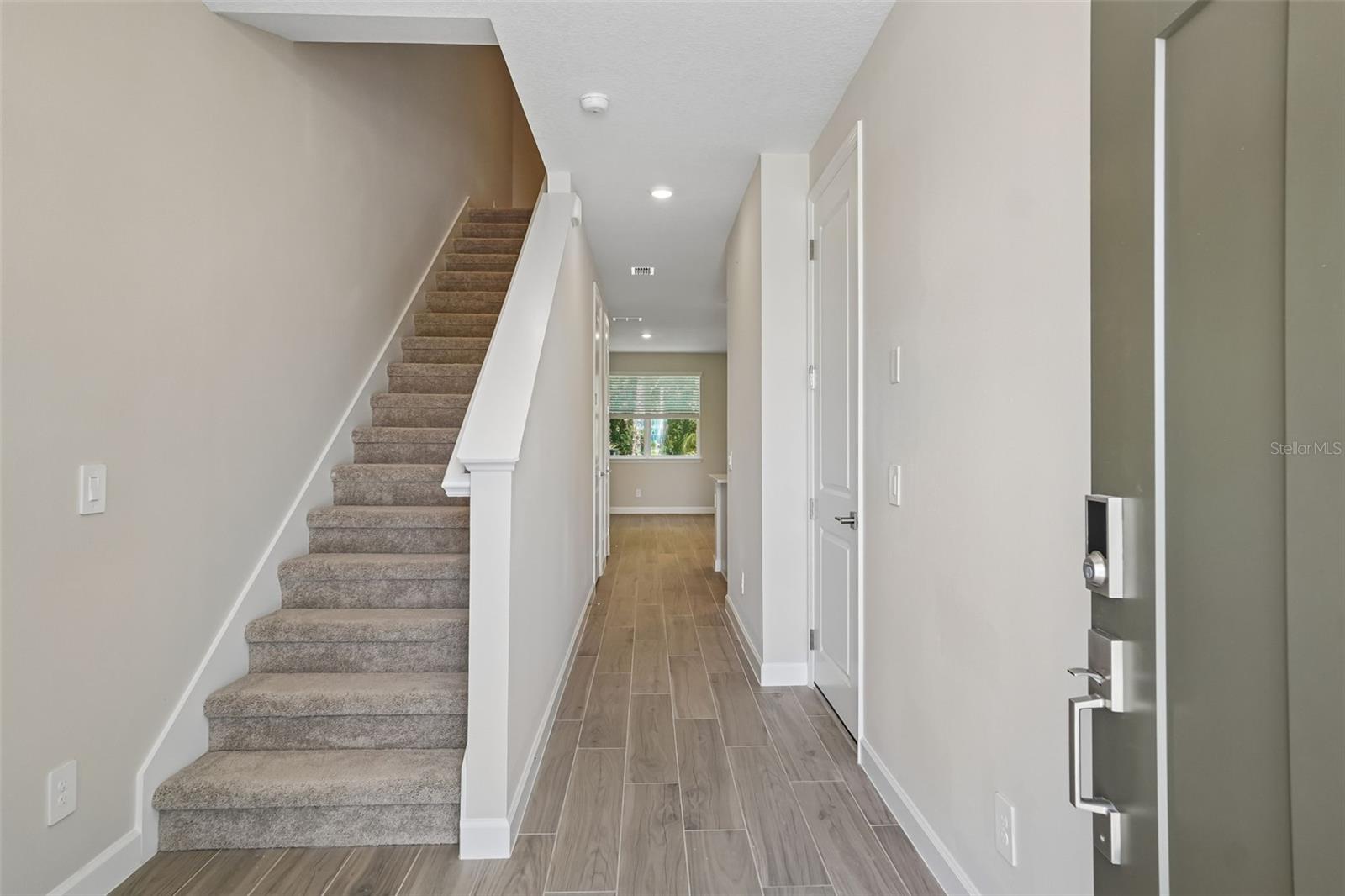 7520 DEER VALLEY CIRCLE, TAMPA, FL, 33635