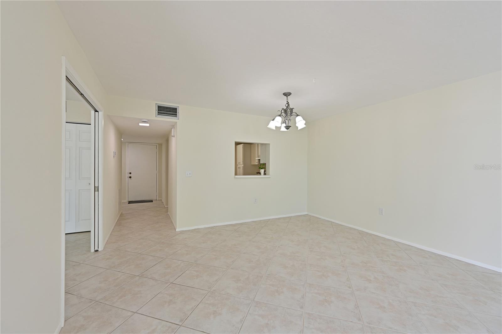 609 WOODLAWN DR, BRADENTON, FL, 34210