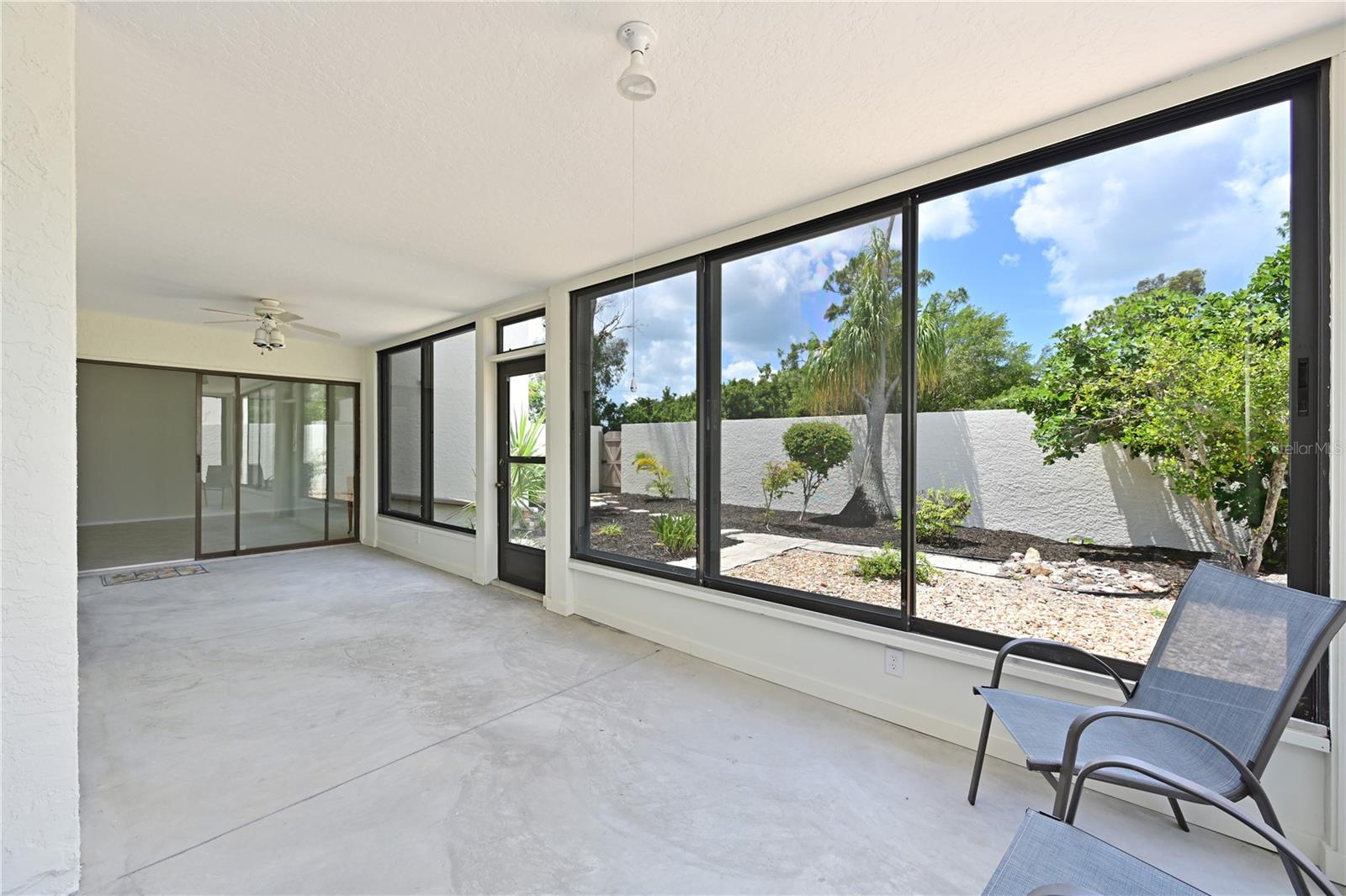 609 WOODLAWN DR, BRADENTON, FL, 34210