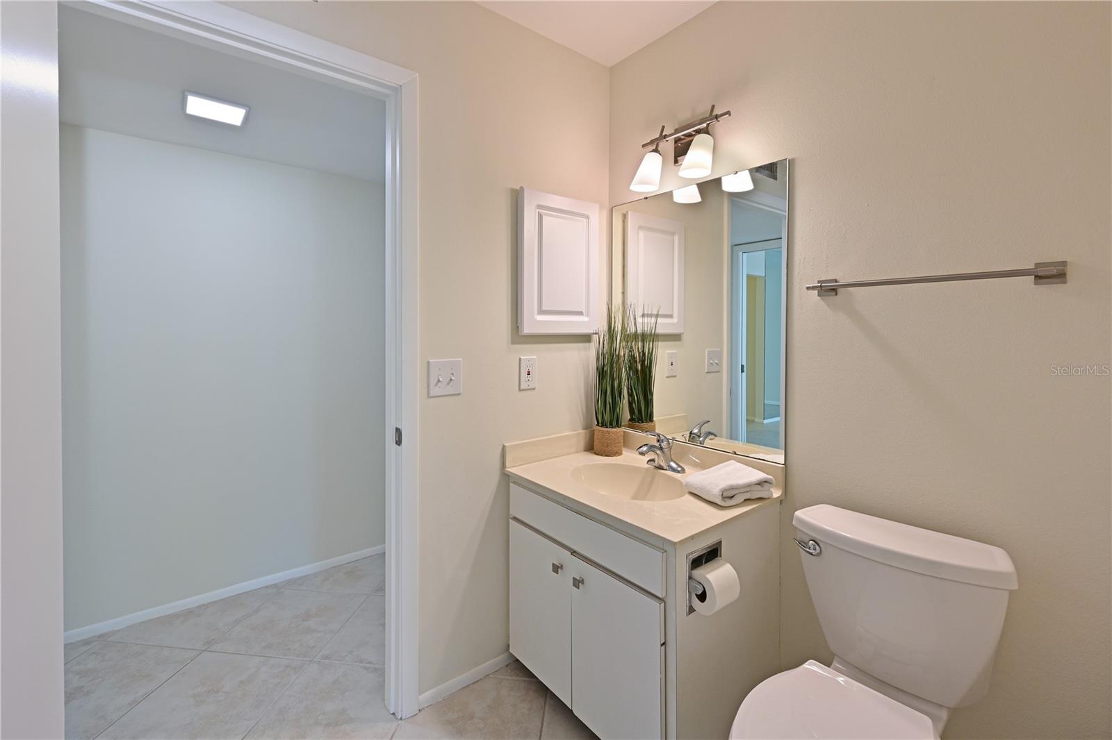 609 WOODLAWN DR, BRADENTON, FL, 34210