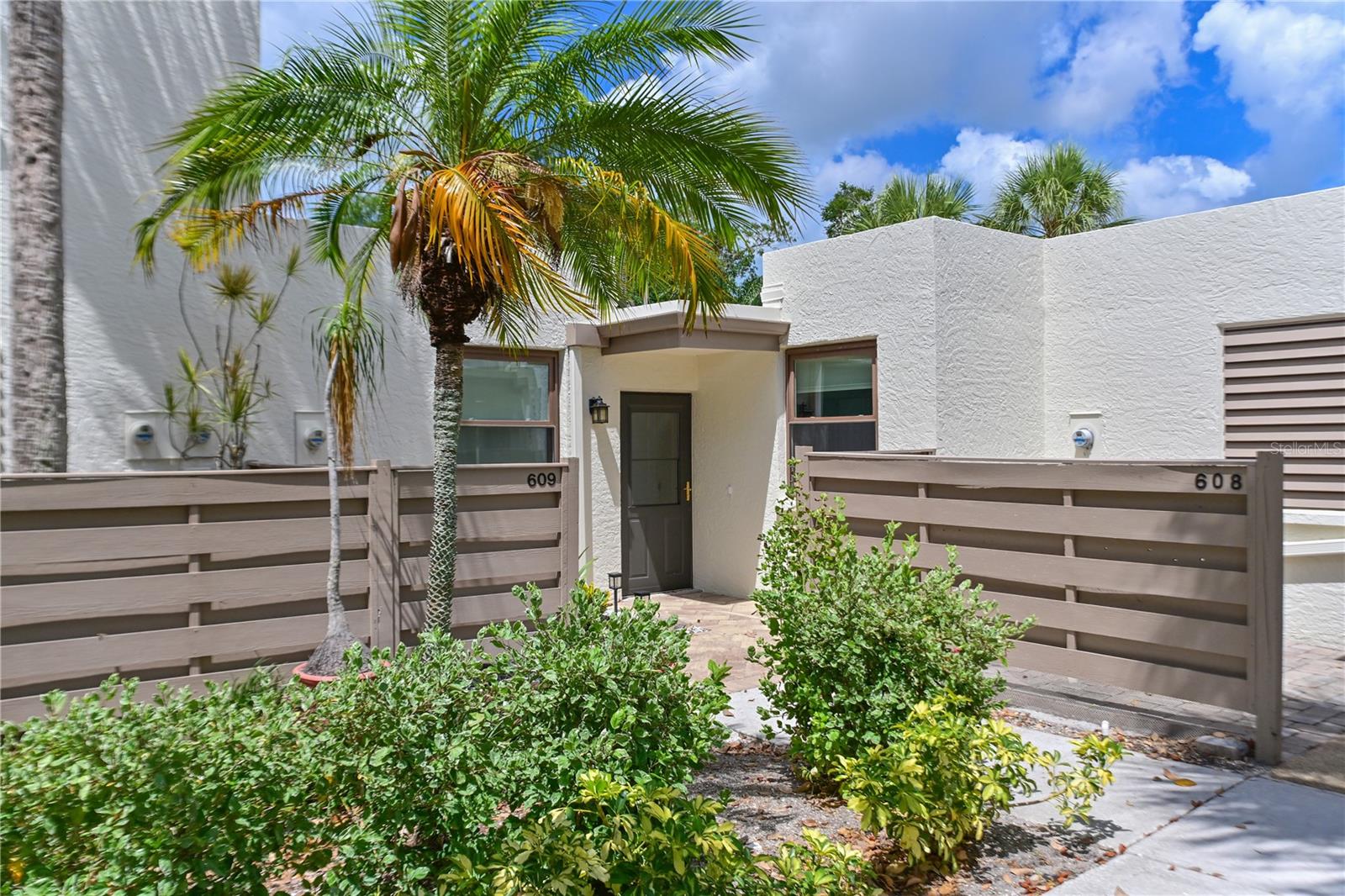 609 WOODLAWN DR, BRADENTON, FL, 34210