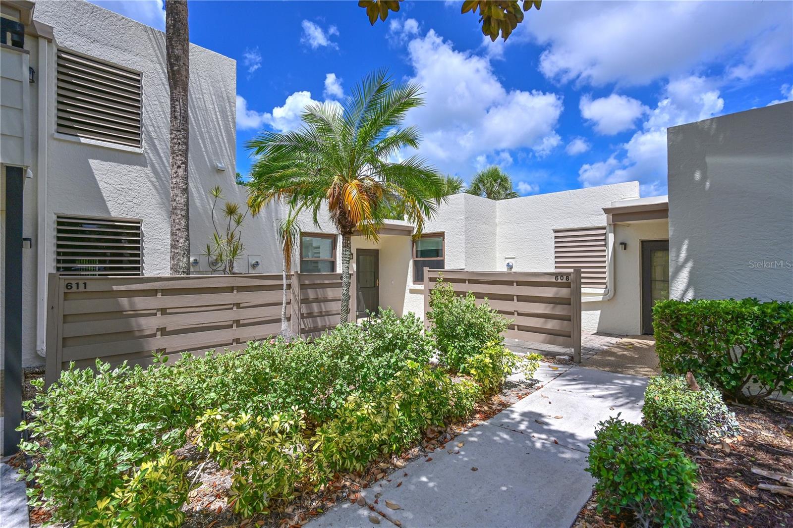 609 WOODLAWN DR, BRADENTON, FL, 34210