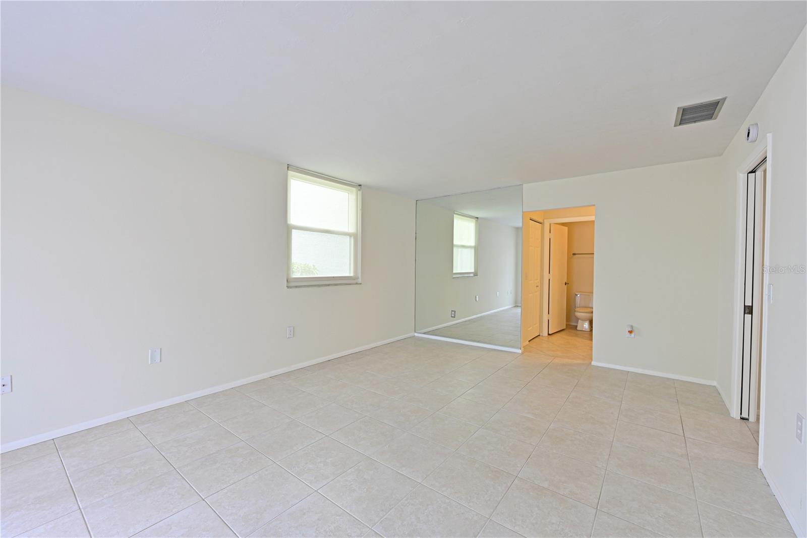 609 WOODLAWN DR, BRADENTON, FL, 34210