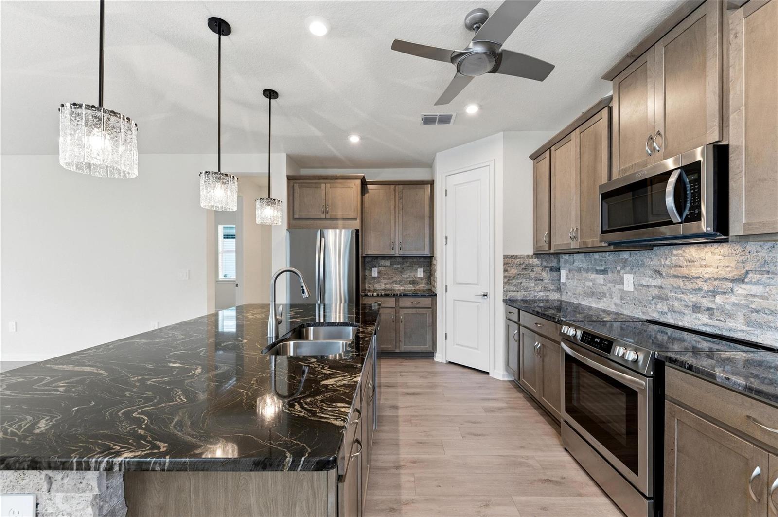 11566 BOUNDLESS TER, VENICE, FL, 34293