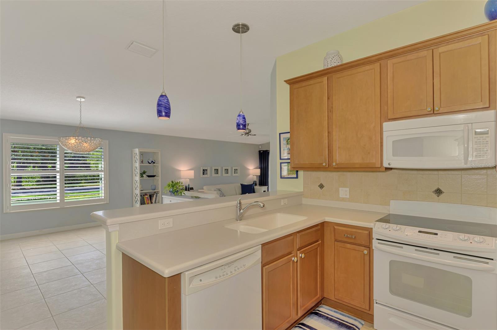6099 BENEVENTO DR, SARASOTA, FL, 34238