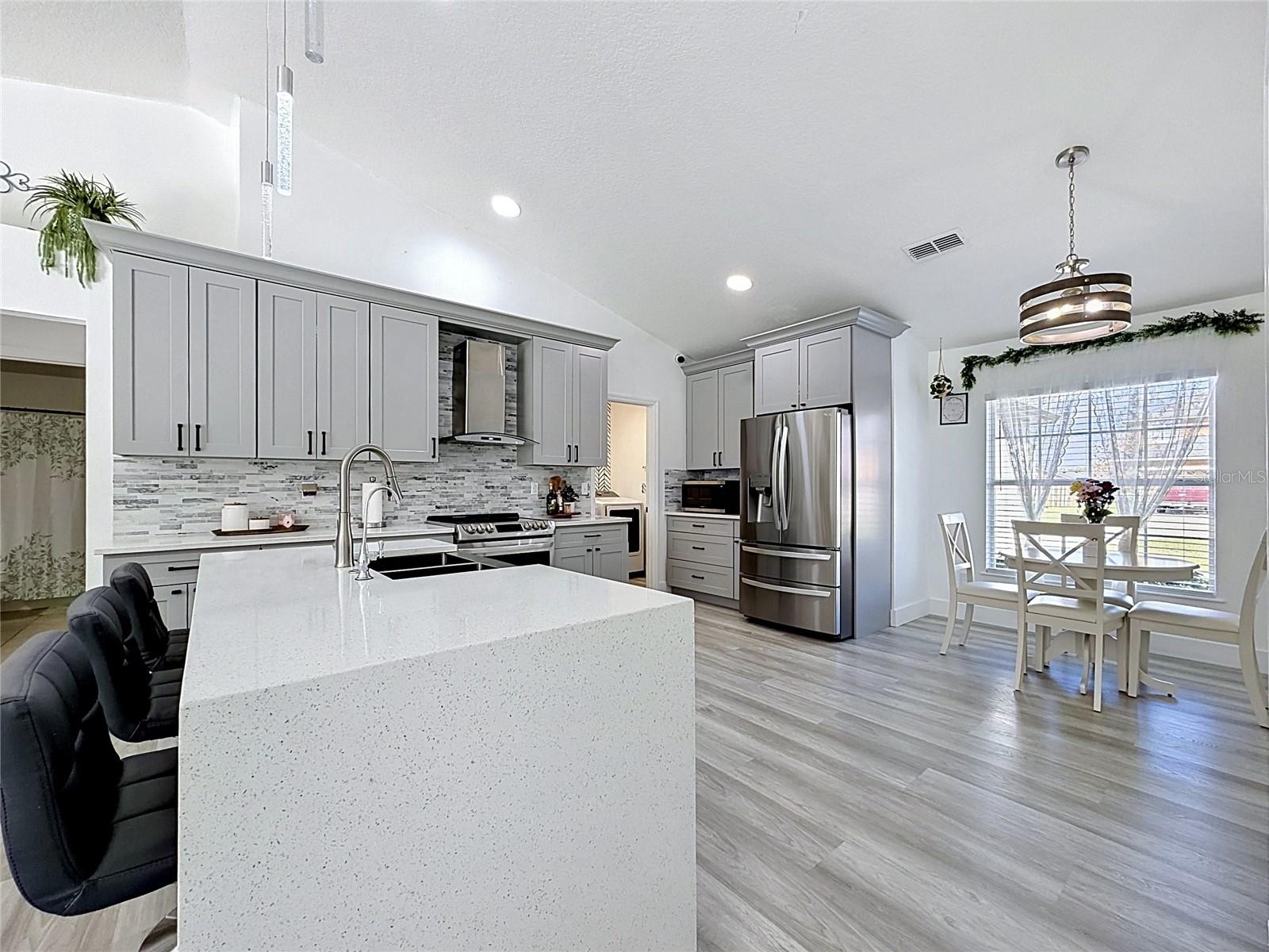 1930 DOLPHIN DR, KISSIMMEE, FL, 34759