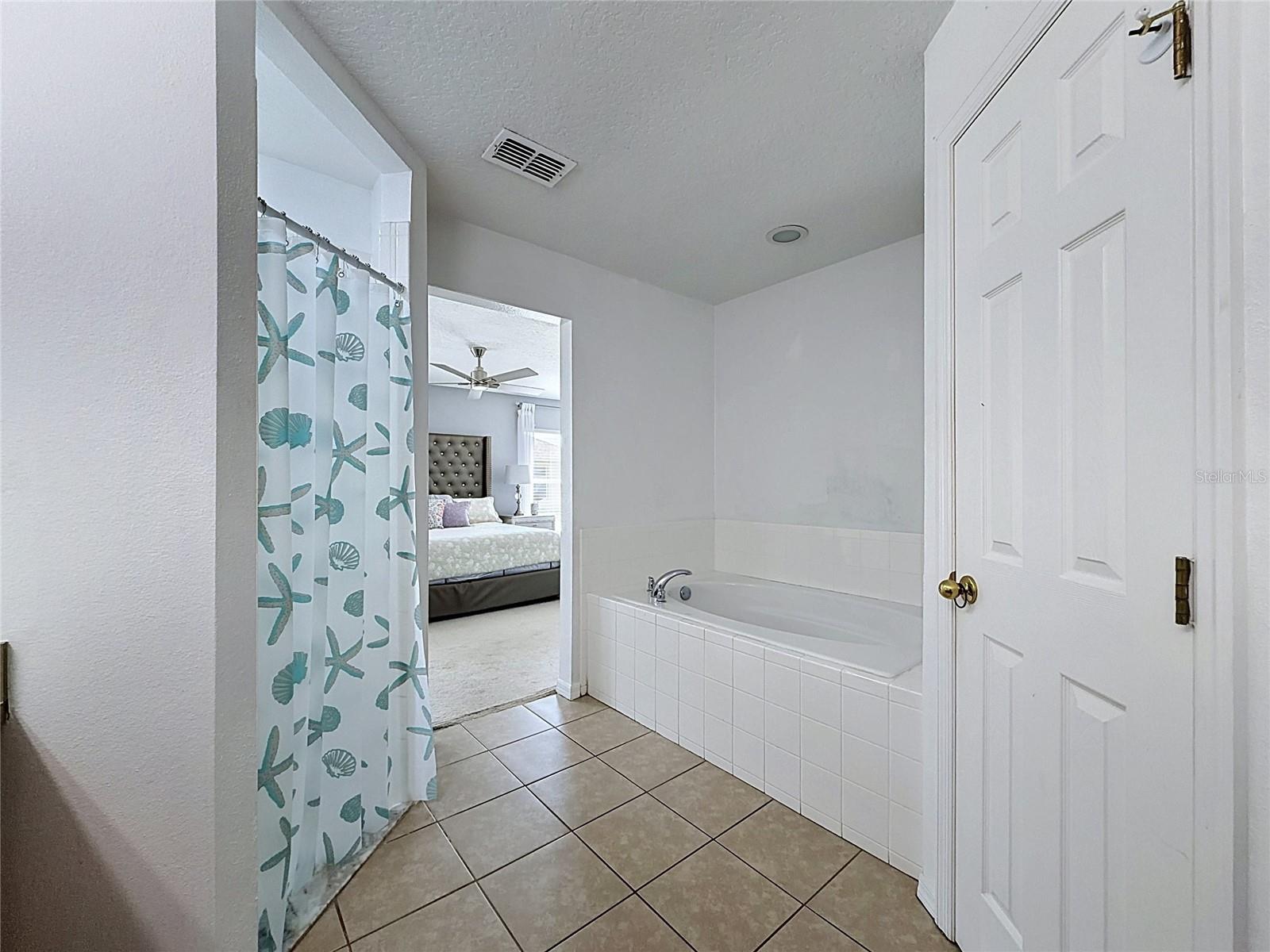1930 DOLPHIN DR, KISSIMMEE, FL, 34759