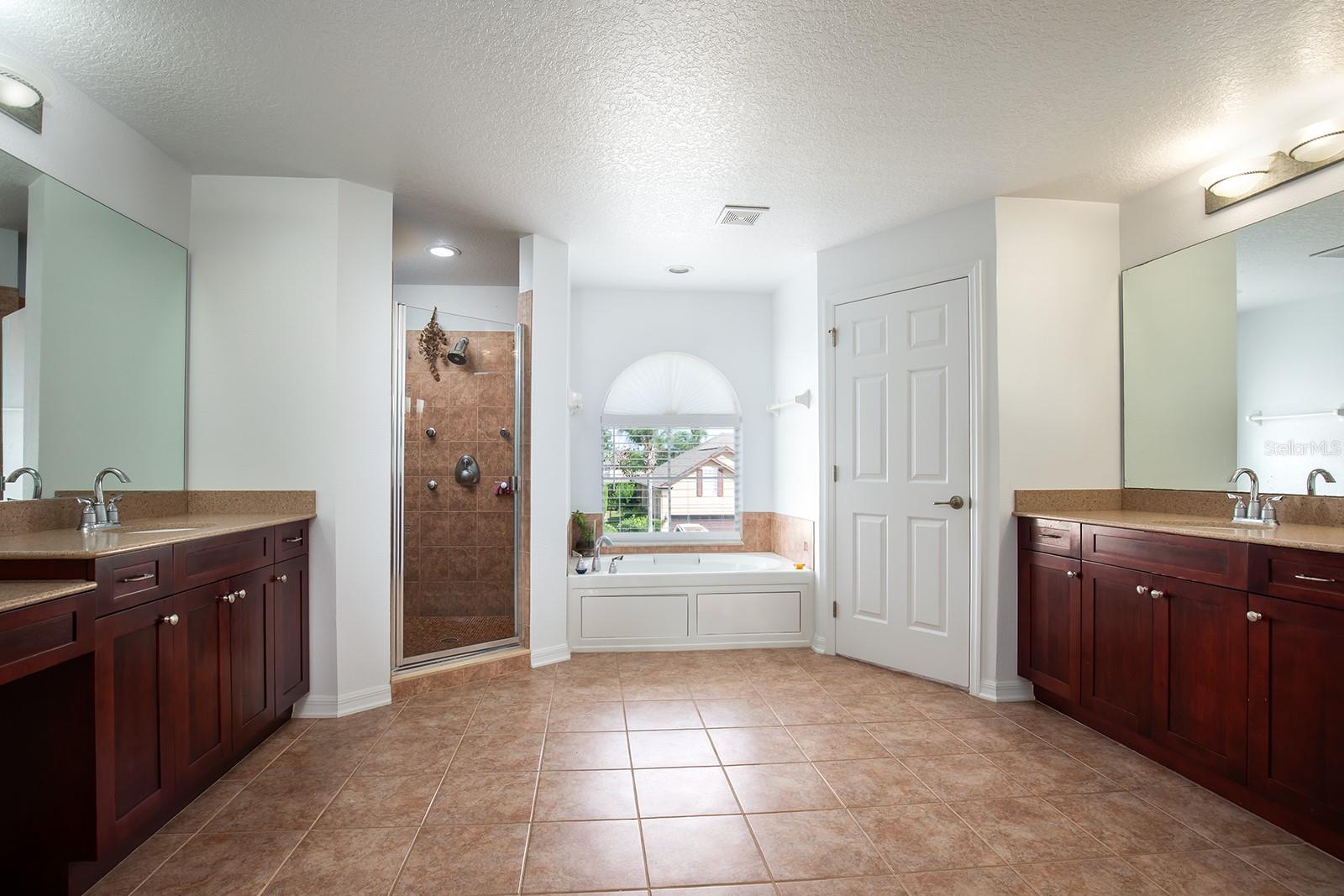 2469 ORSOTA CIR, OCOEE, FL, 34761