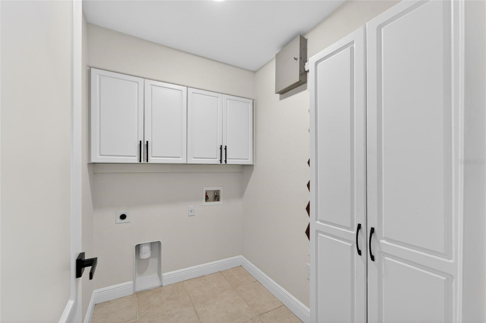 2663 BROOKSIDE BLUFF LOOP, LAKELAND, FL, 33813