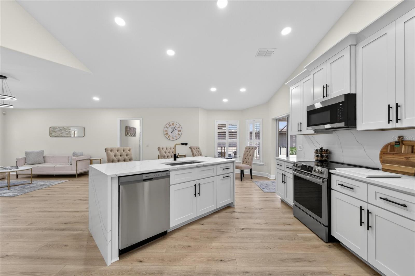 2663 BROOKSIDE BLUFF LOOP, LAKELAND, FL, 33813