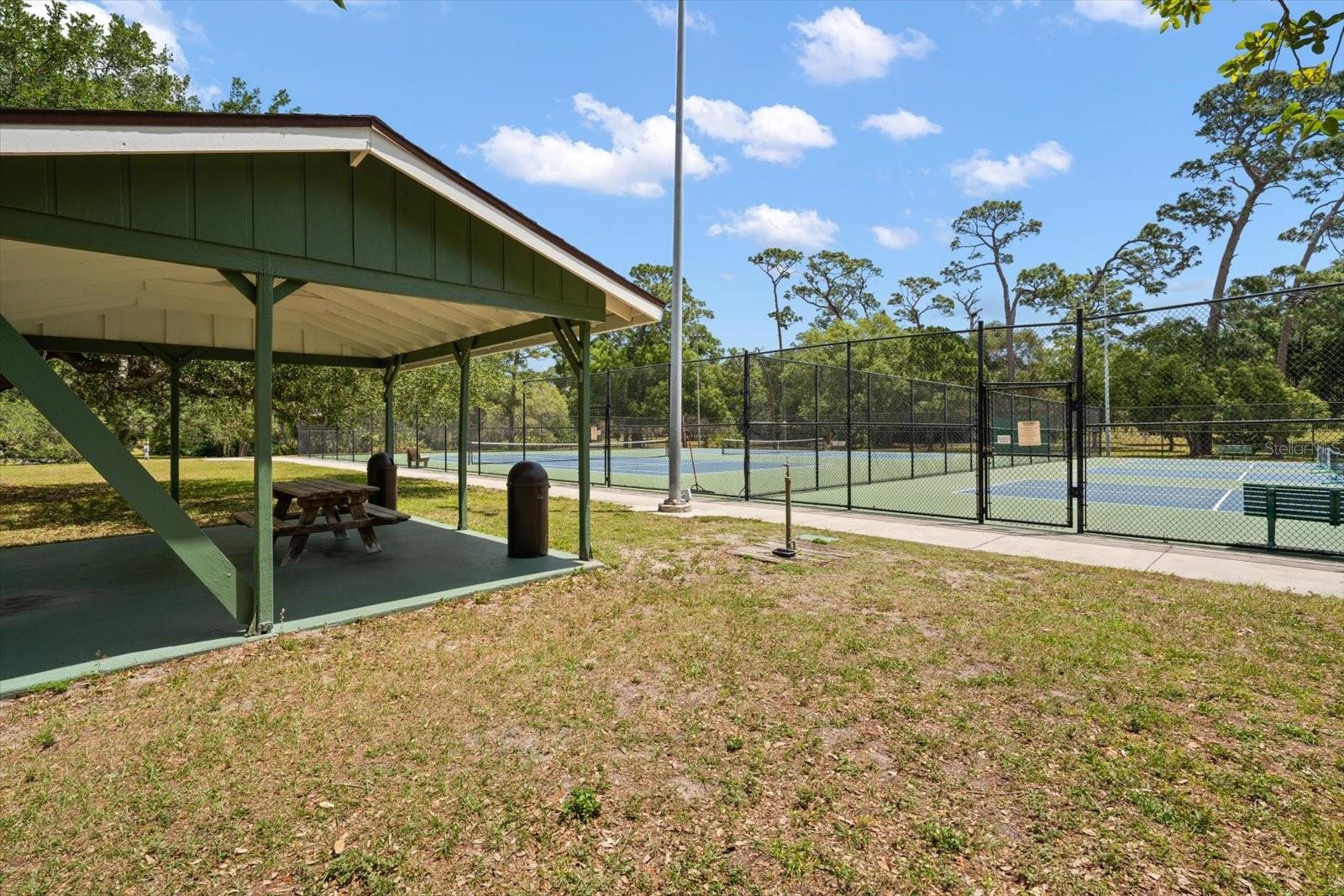 498 LAKEVIEW DR #44, PALM HARBOR, FL, 34683