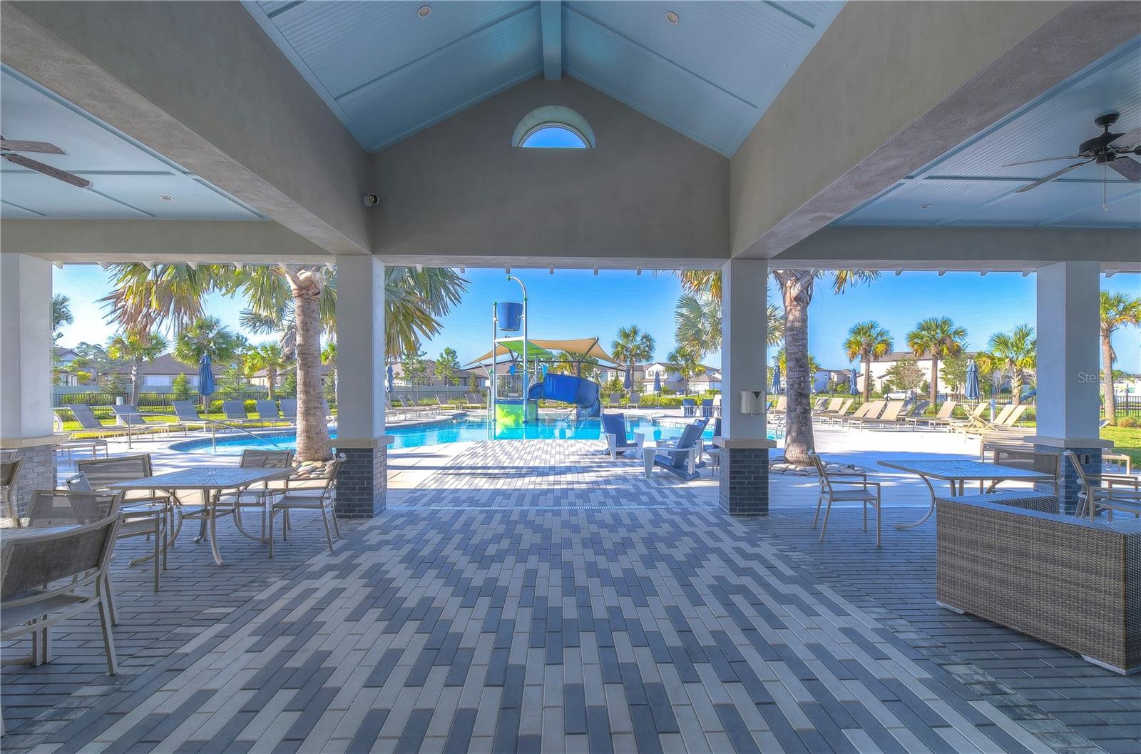 30600 THUNDERBIRD DR, WESLEY CHAPEL, FL, 33545