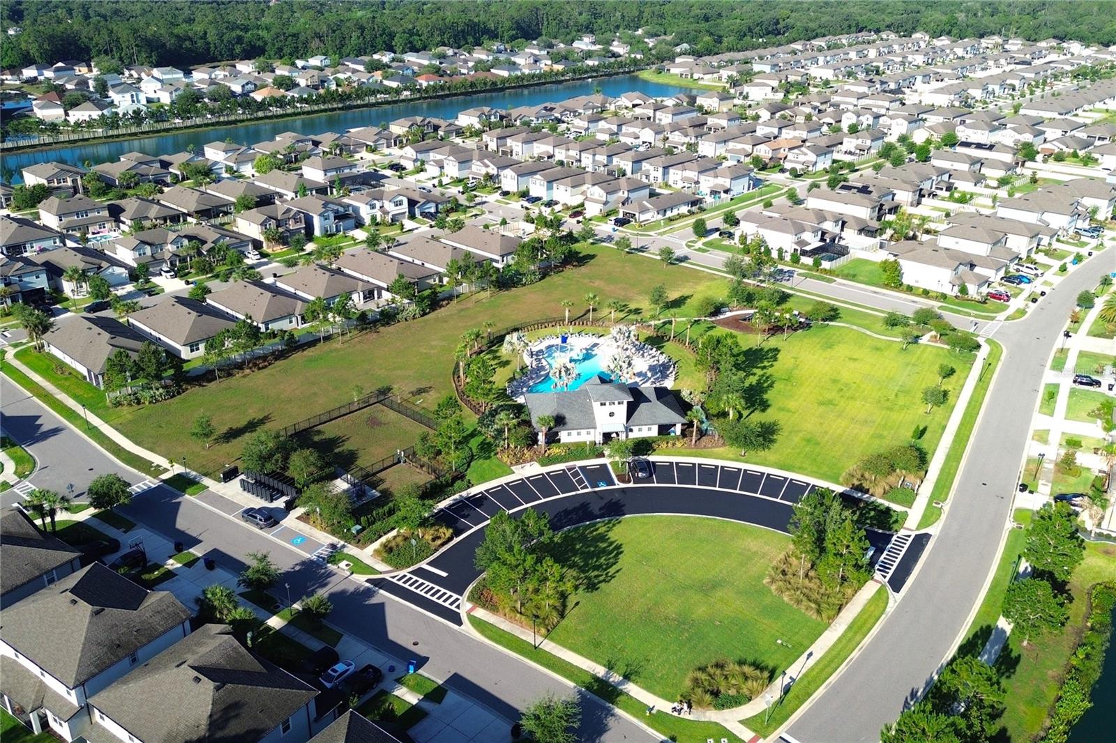 30600 THUNDERBIRD DR, WESLEY CHAPEL, FL, 33545