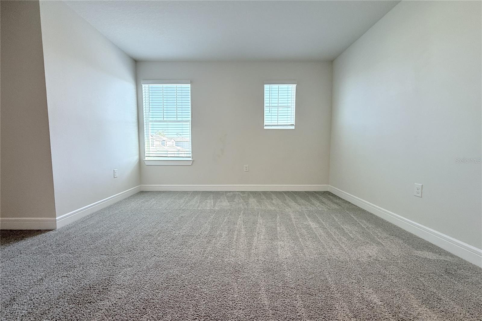 30600 THUNDERBIRD DR, WESLEY CHAPEL, FL, 33545