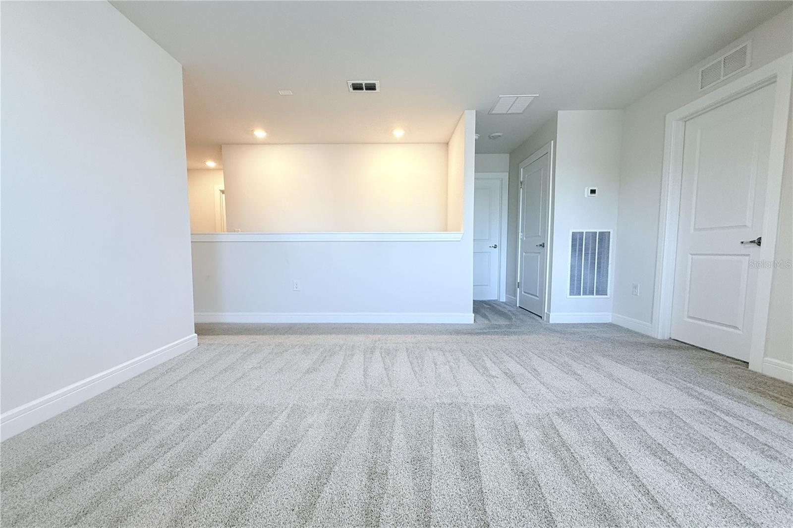 30600 THUNDERBIRD DR, WESLEY CHAPEL, FL, 33545
