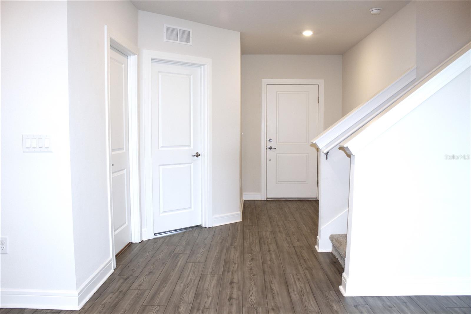 30600 THUNDERBIRD DR, WESLEY CHAPEL, FL, 33545
