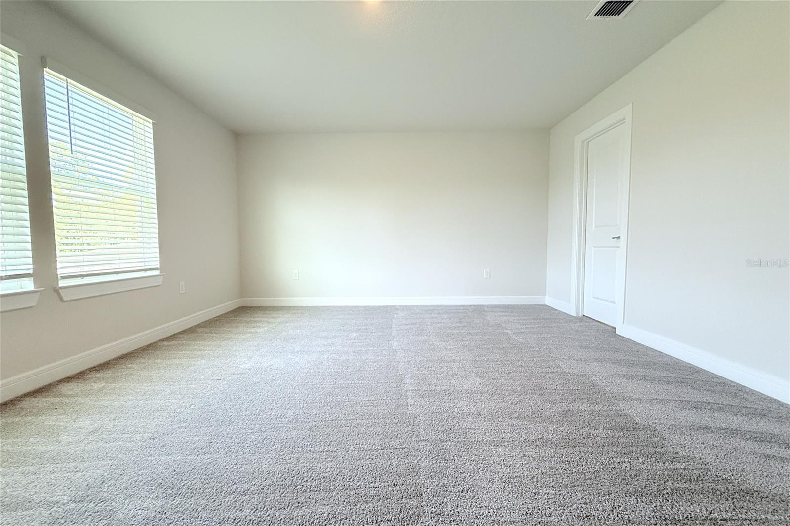 30600 THUNDERBIRD DR, WESLEY CHAPEL, FL, 33545