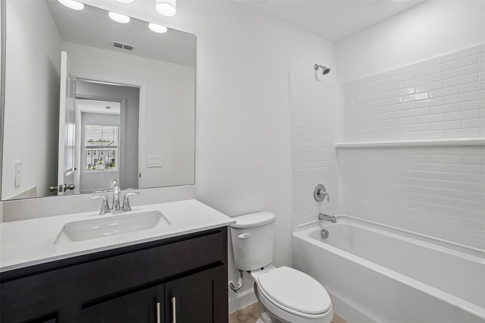 MONTAGUE TOWNHOMES LOT 52, TAMPA, FL, 33635