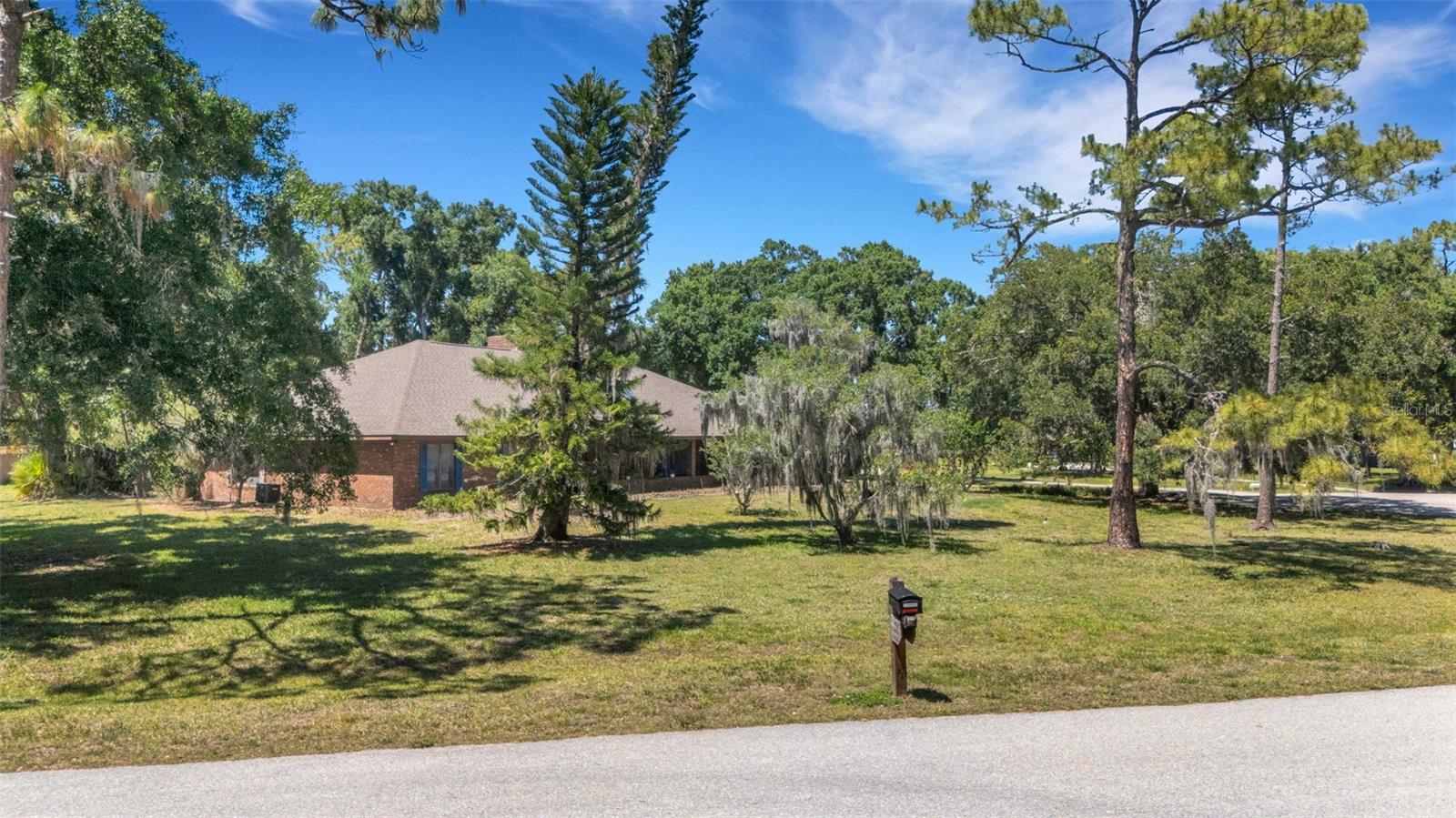 10604 FOREST RUN DR, BRADENTON, FL, 34211