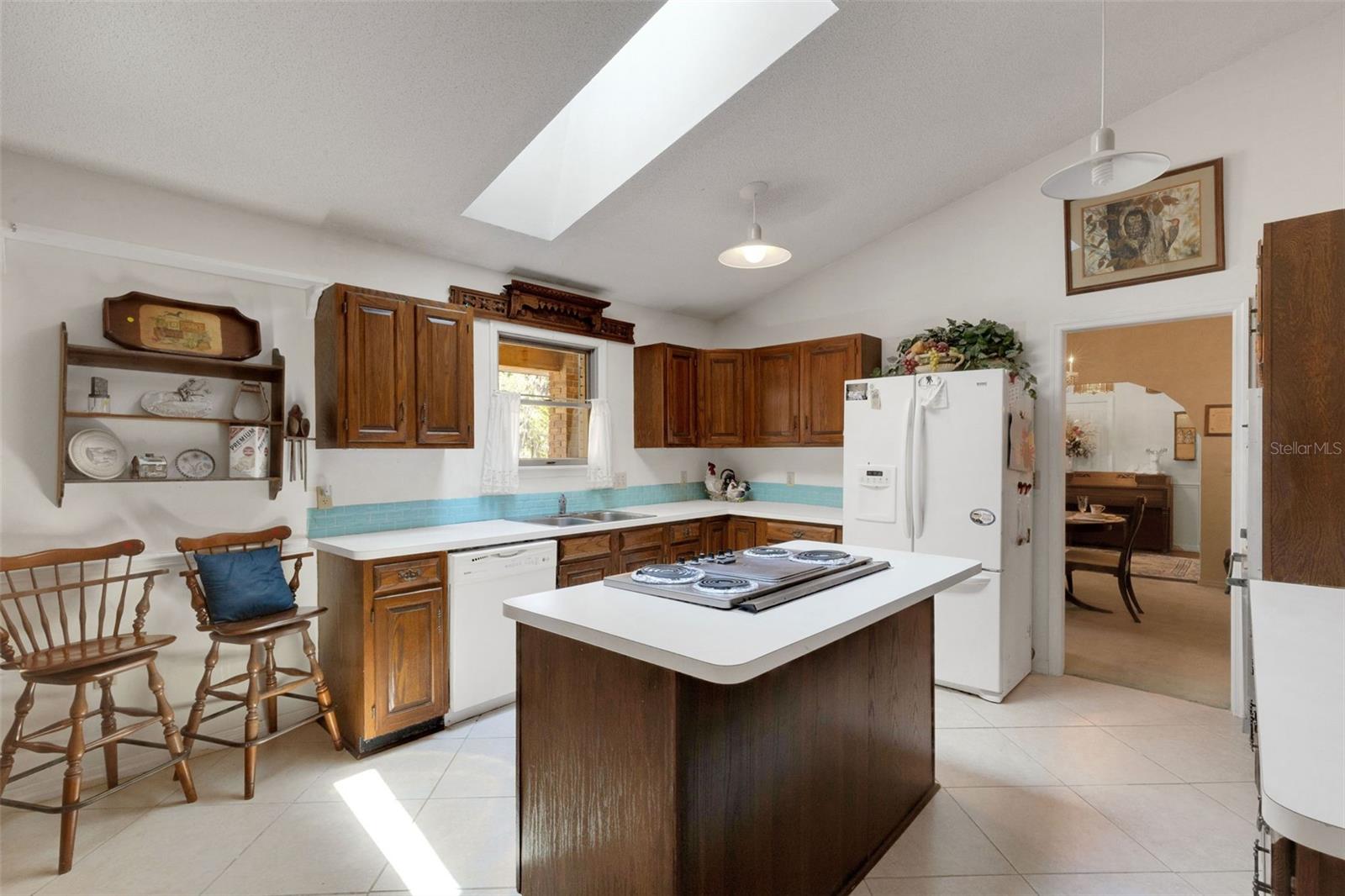 10604 FOREST RUN DR, BRADENTON, FL, 34211