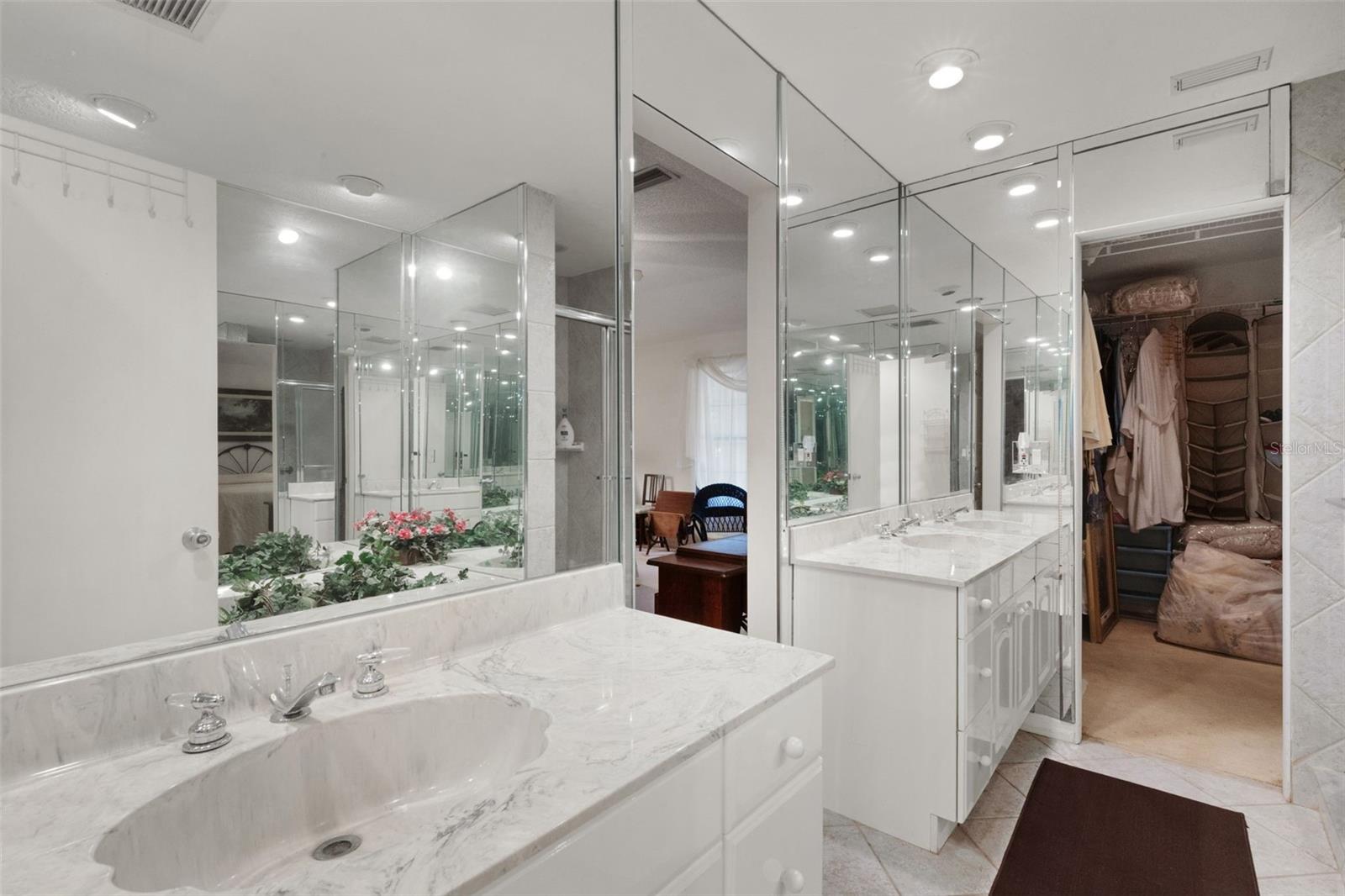 10604 FOREST RUN DR, BRADENTON, FL, 34211
