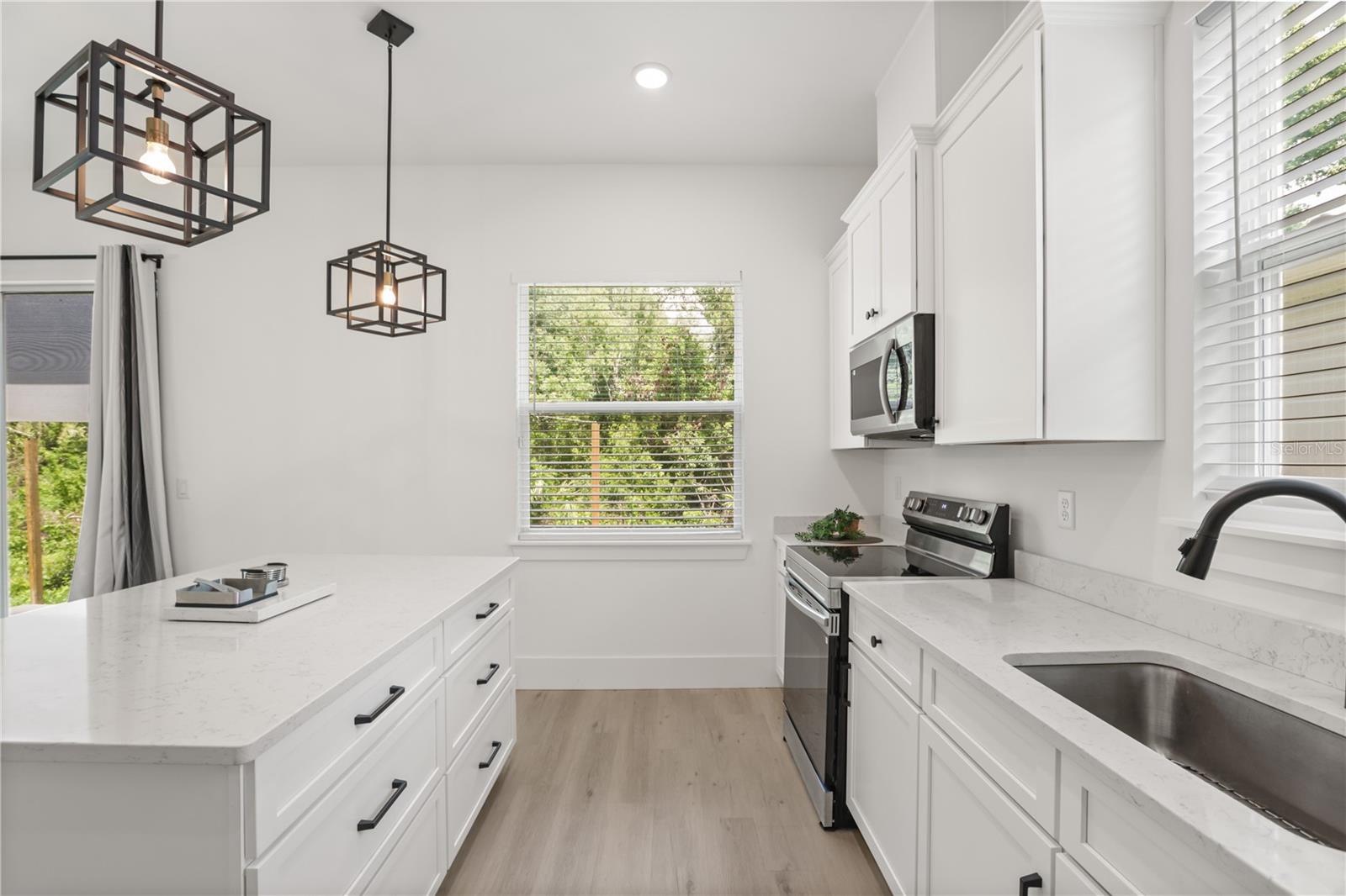 2137 BRIGHTON LN, ORLANDO, FL, 32817
