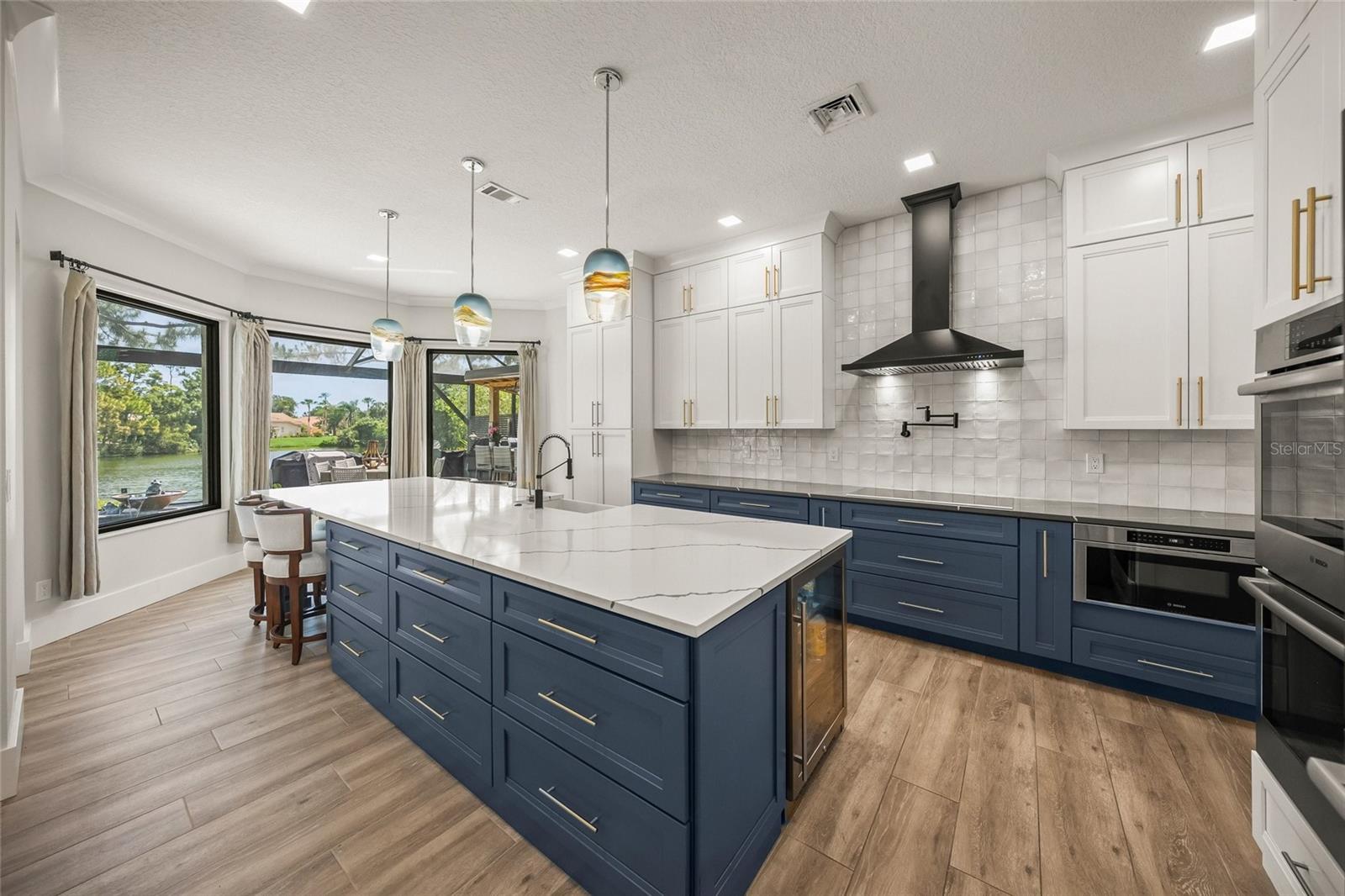 8331 MISTY LAKE CIR, SARASOTA, FL, 34241