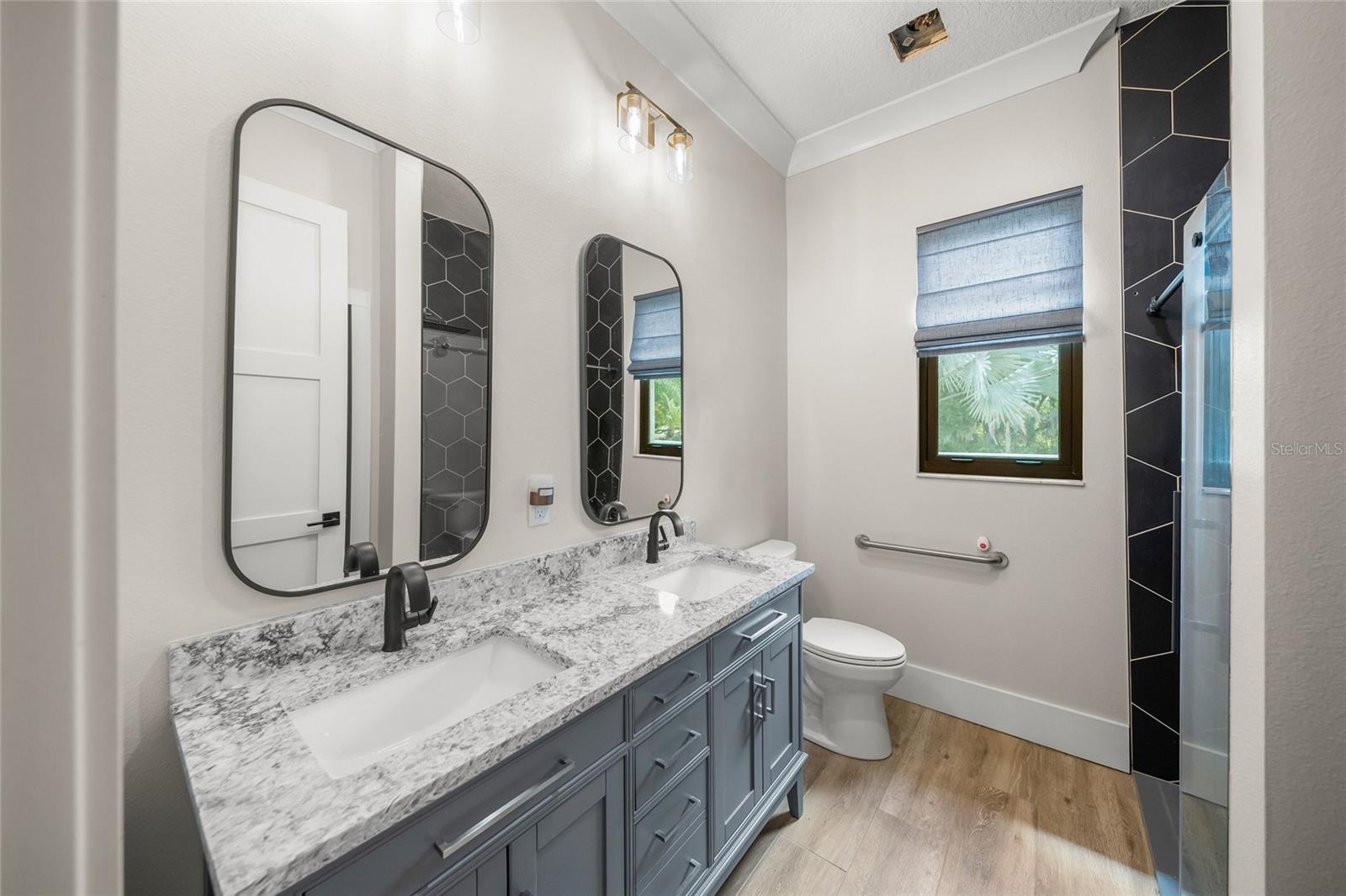 8331 MISTY LAKE CIR, SARASOTA, FL, 34241