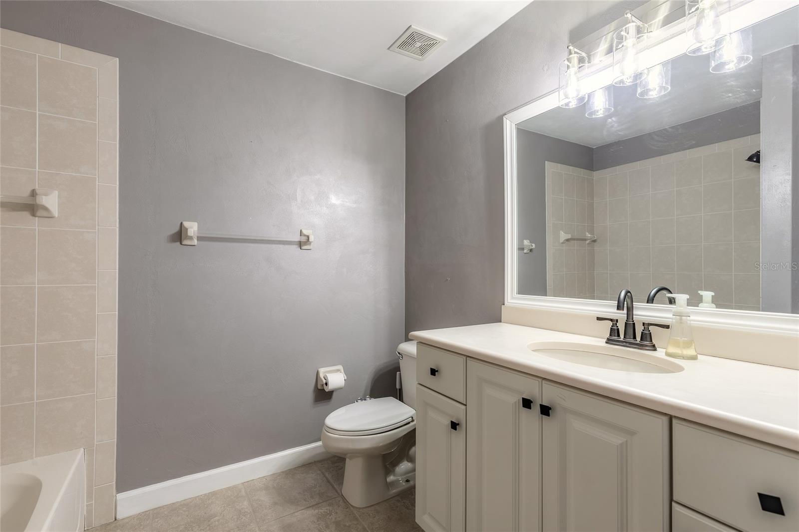 424 LUNA BELLA LN #415, NEW SMYRNA BEACH, FL, 32168