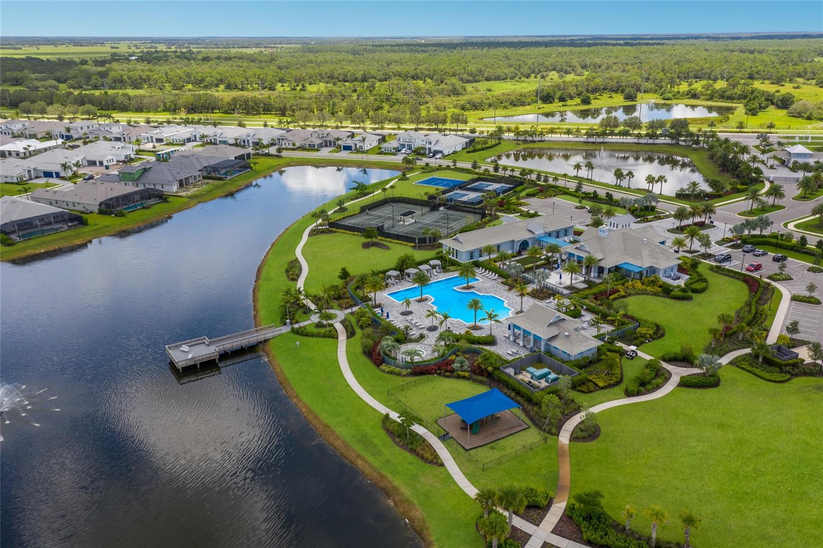 8310 REDONDA LOOP, LAKEWOOD RANCH, FL, 34202