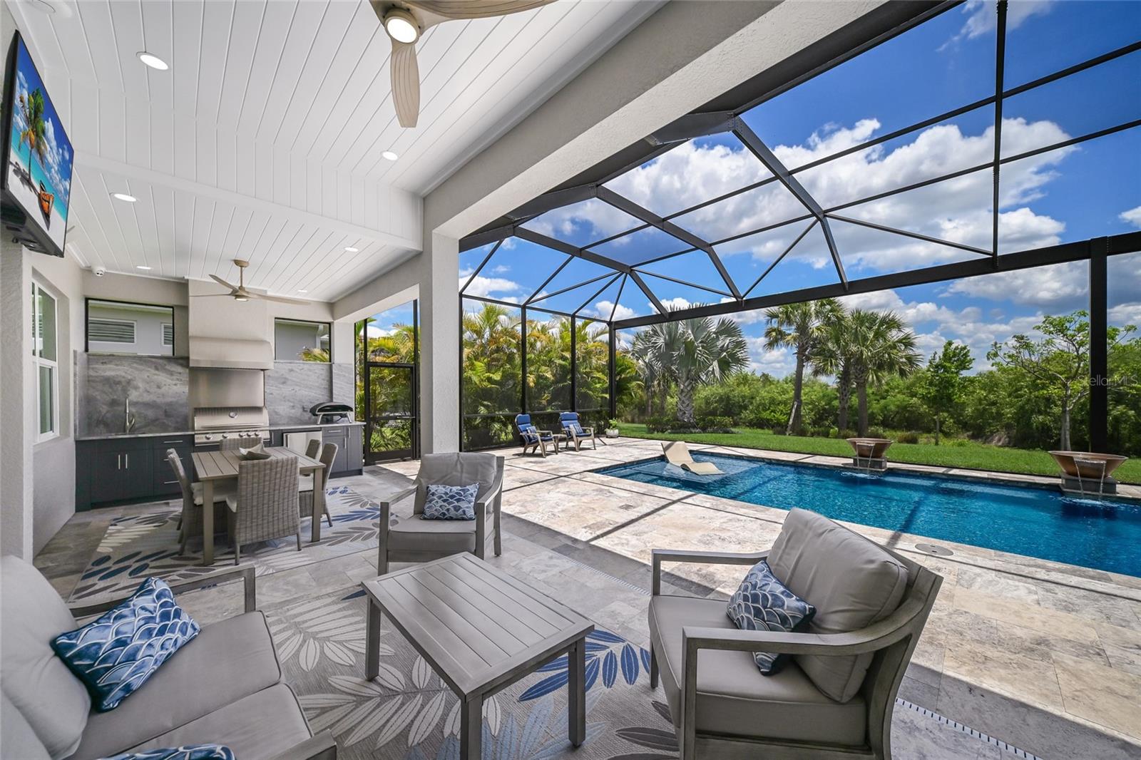 8310 REDONDA LOOP, LAKEWOOD RANCH, FL, 34202