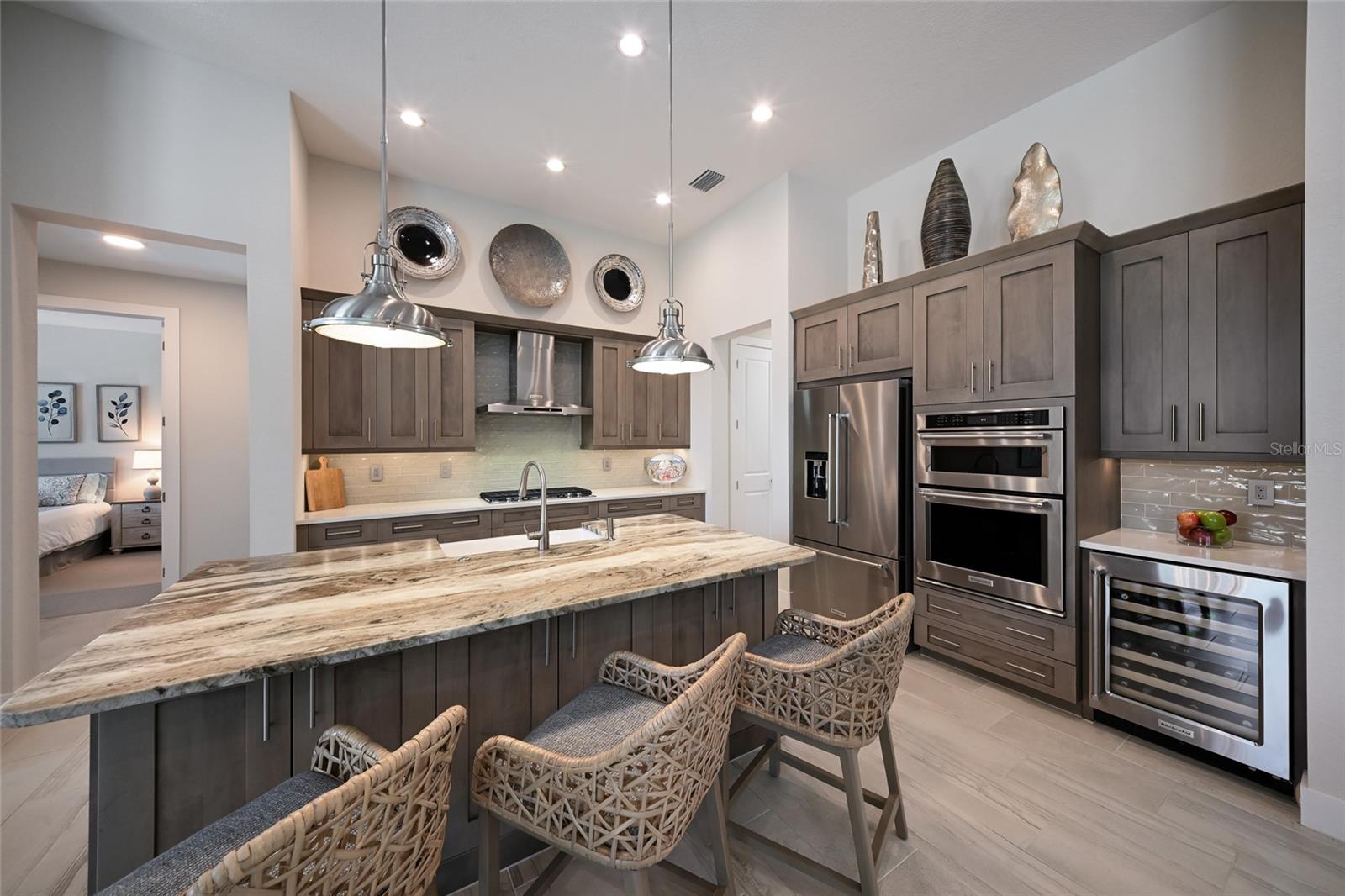 8310 REDONDA LOOP, LAKEWOOD RANCH, FL, 34202