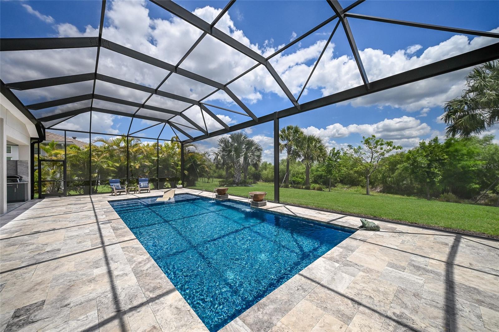 8310 REDONDA LOOP, LAKEWOOD RANCH, FL, 34202