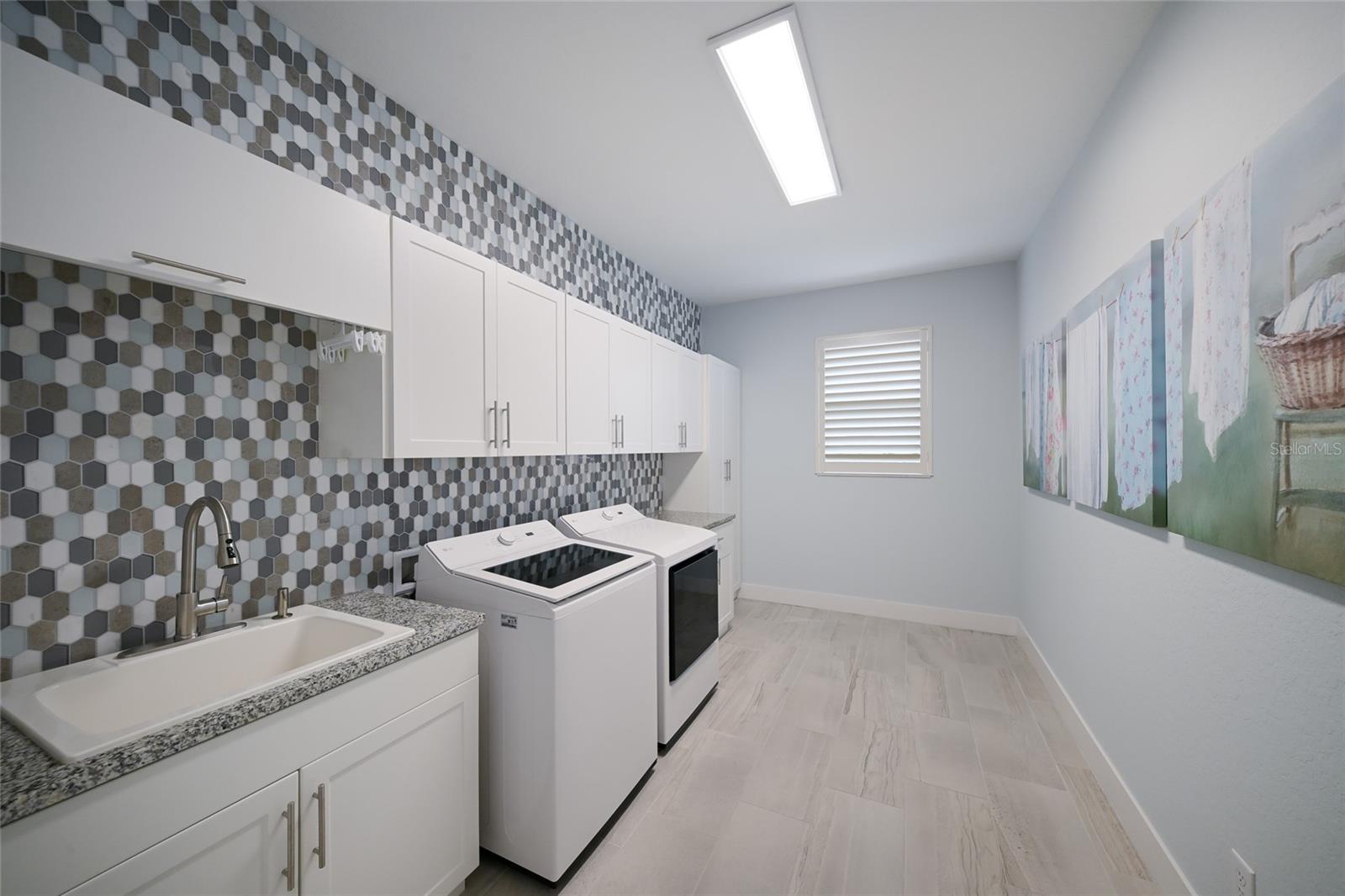 8310 REDONDA LOOP, LAKEWOOD RANCH, FL, 34202
